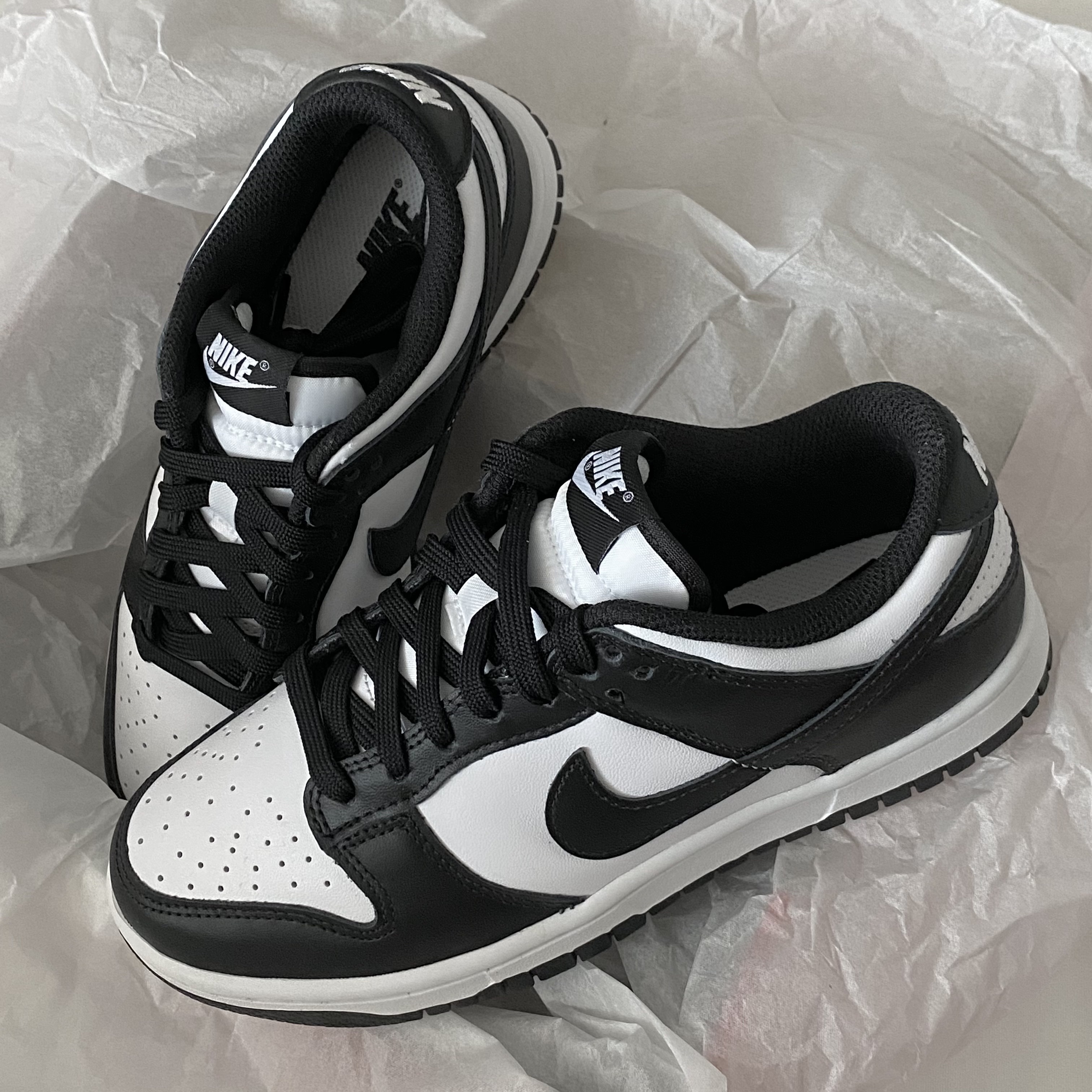 (W) Nike Dunk Low Black 착용 스타일