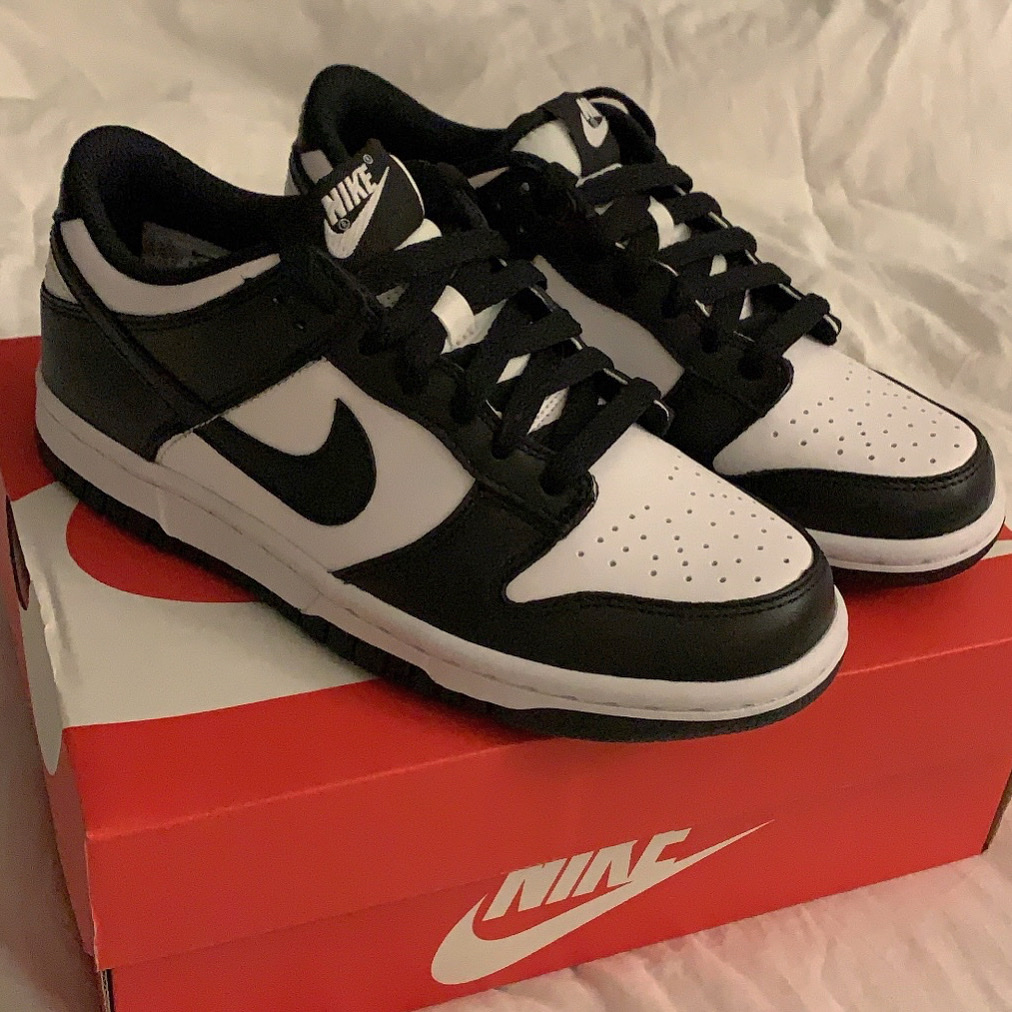 (W) Nike Dunk Low Black 착용 스타일 - 2