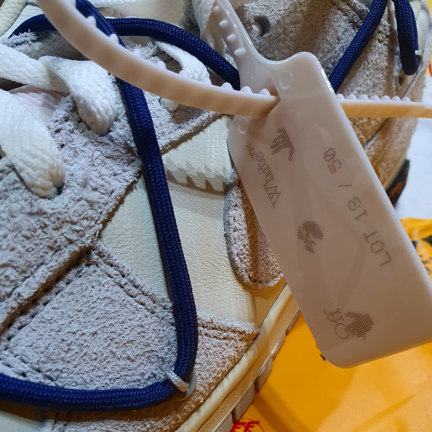 Nike x Off-White Dunk Low The 50 - Lot 18 착용 스타일 - 4
