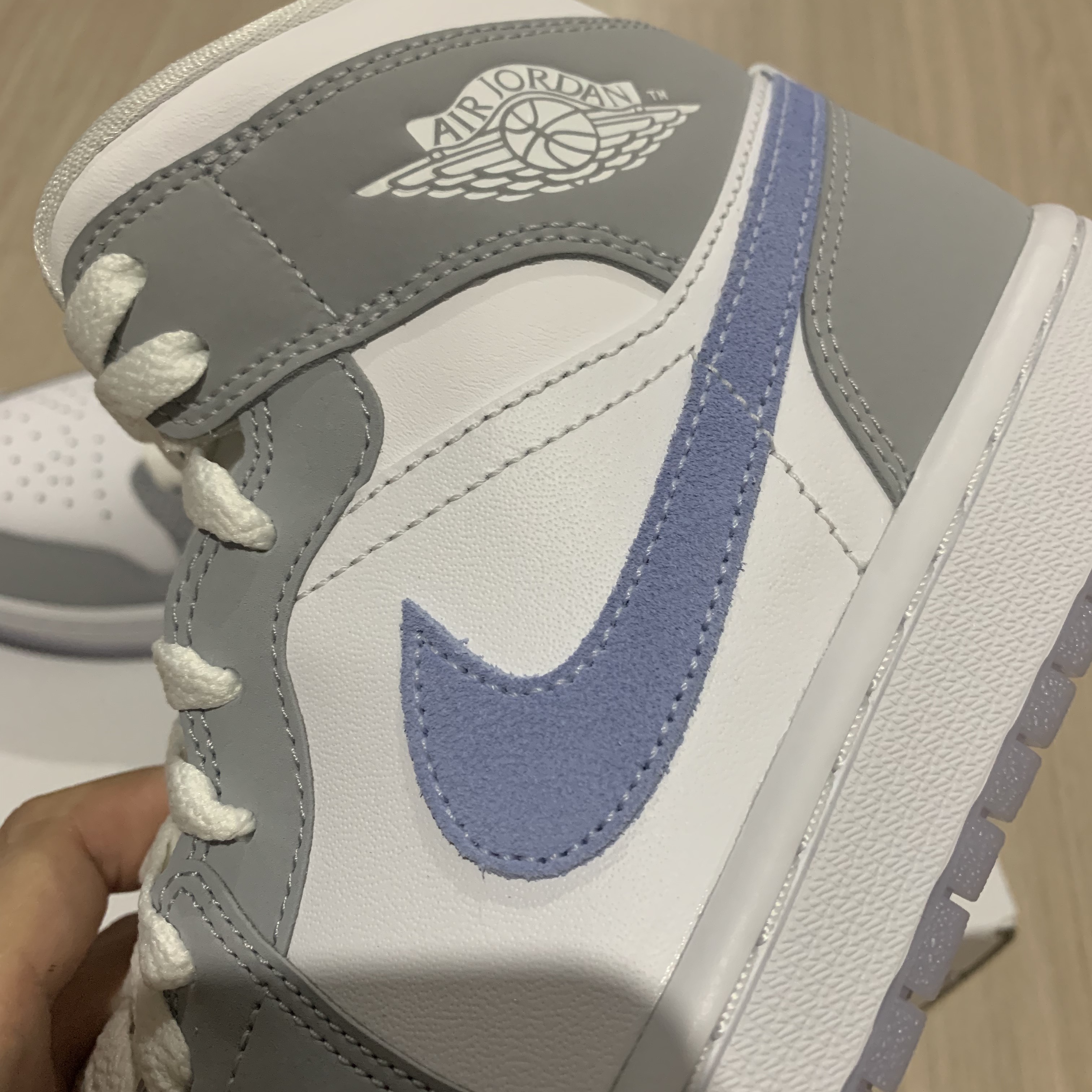 (W) Jordan 1 Mid Wolf Grey 착용 스타일 - 2