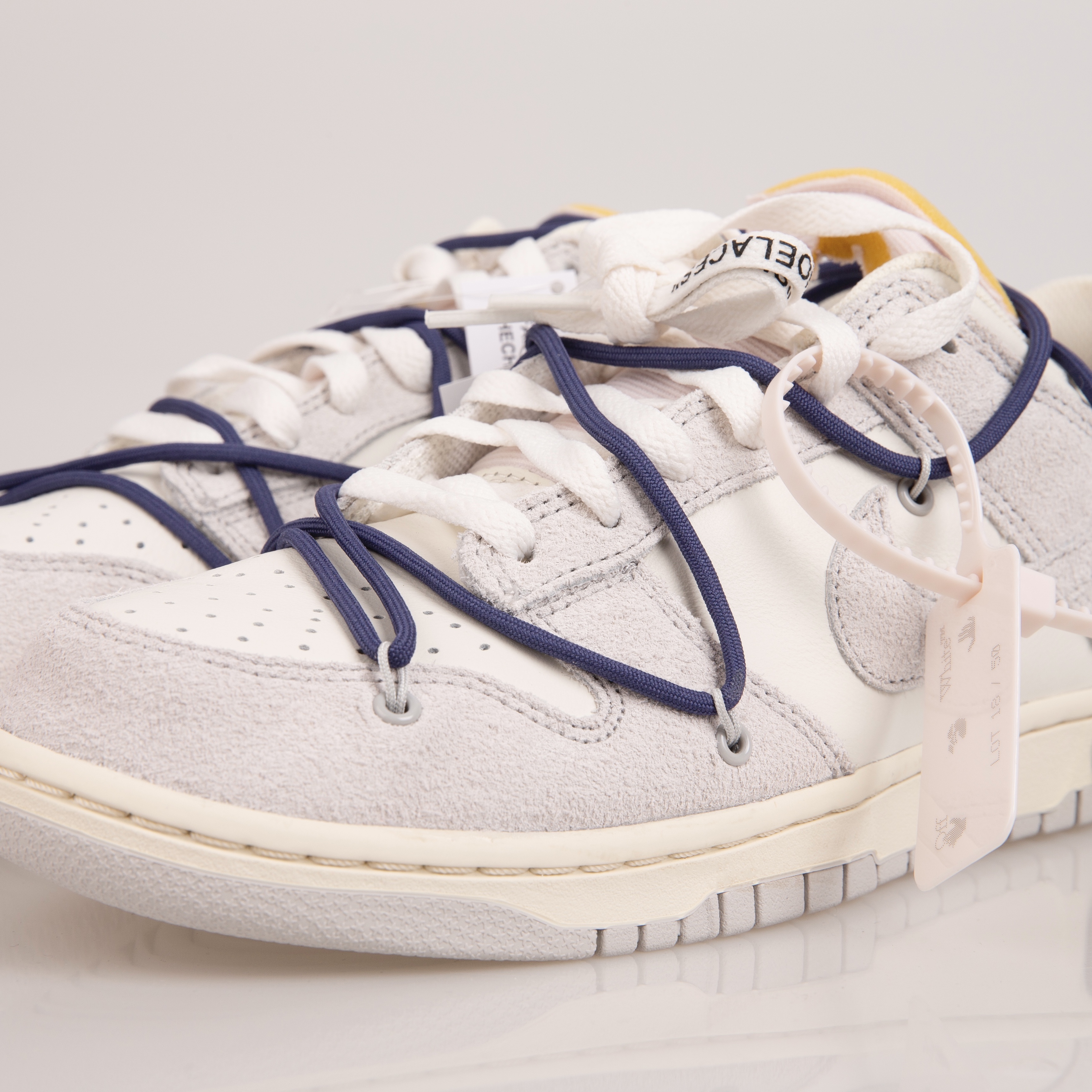 Nike x Off-White Dunk Low The 50 - Lot 18 착용 스타일 - 5