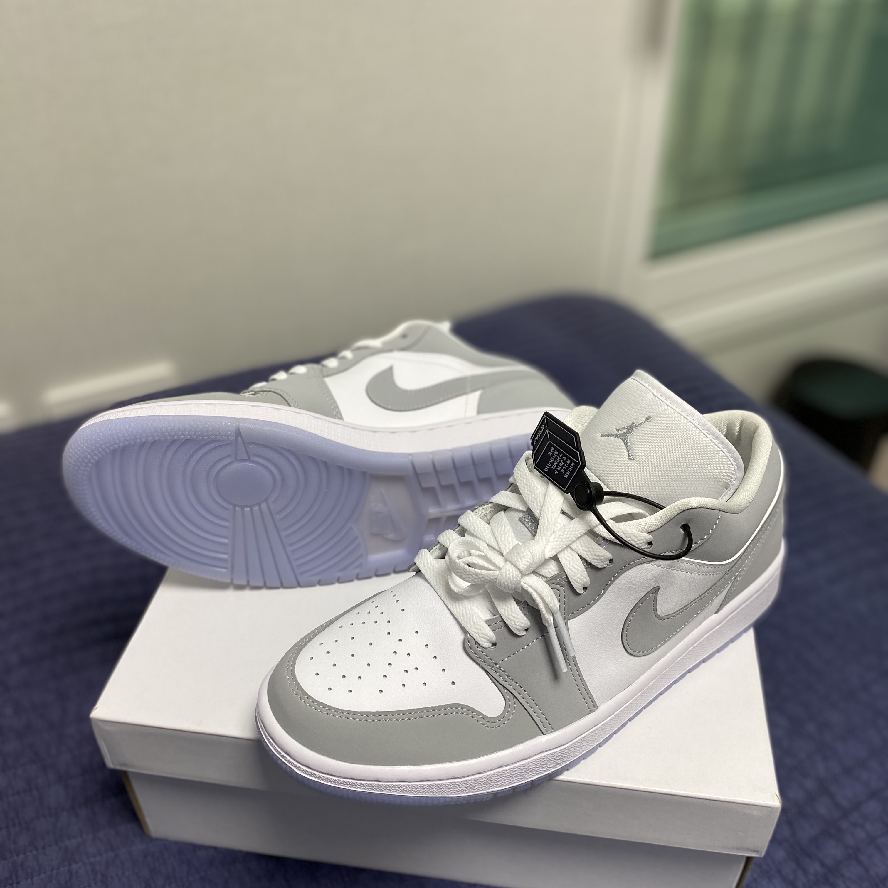 (W) Jordan 1 Low White Wolf Grey 착용 스타일