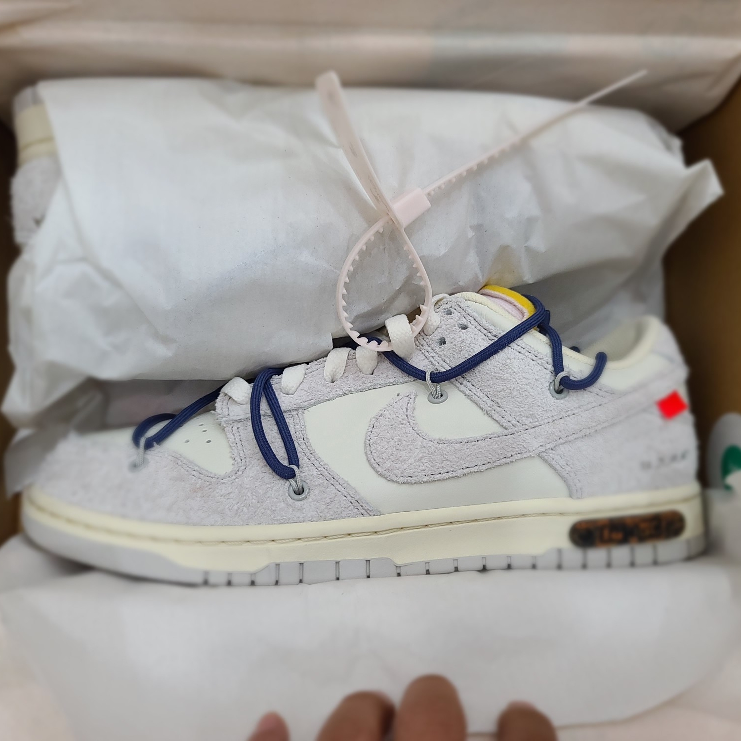 Nike x Off-White Dunk Low The 50 - Lot 18, Nike Dunk Low Retro Black 착용 스타일 - 1