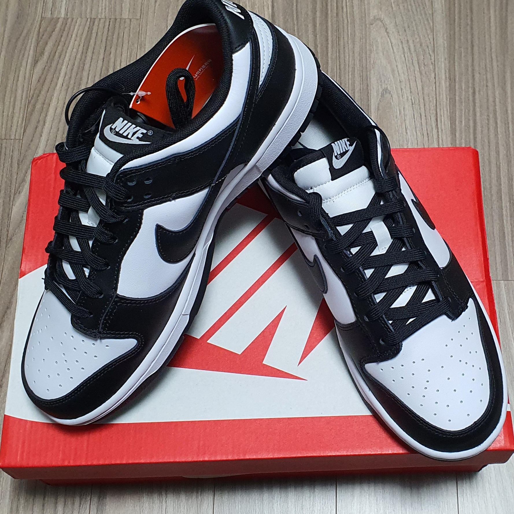 Nike Dunk Low Retro Black 착용 스타일 - 4