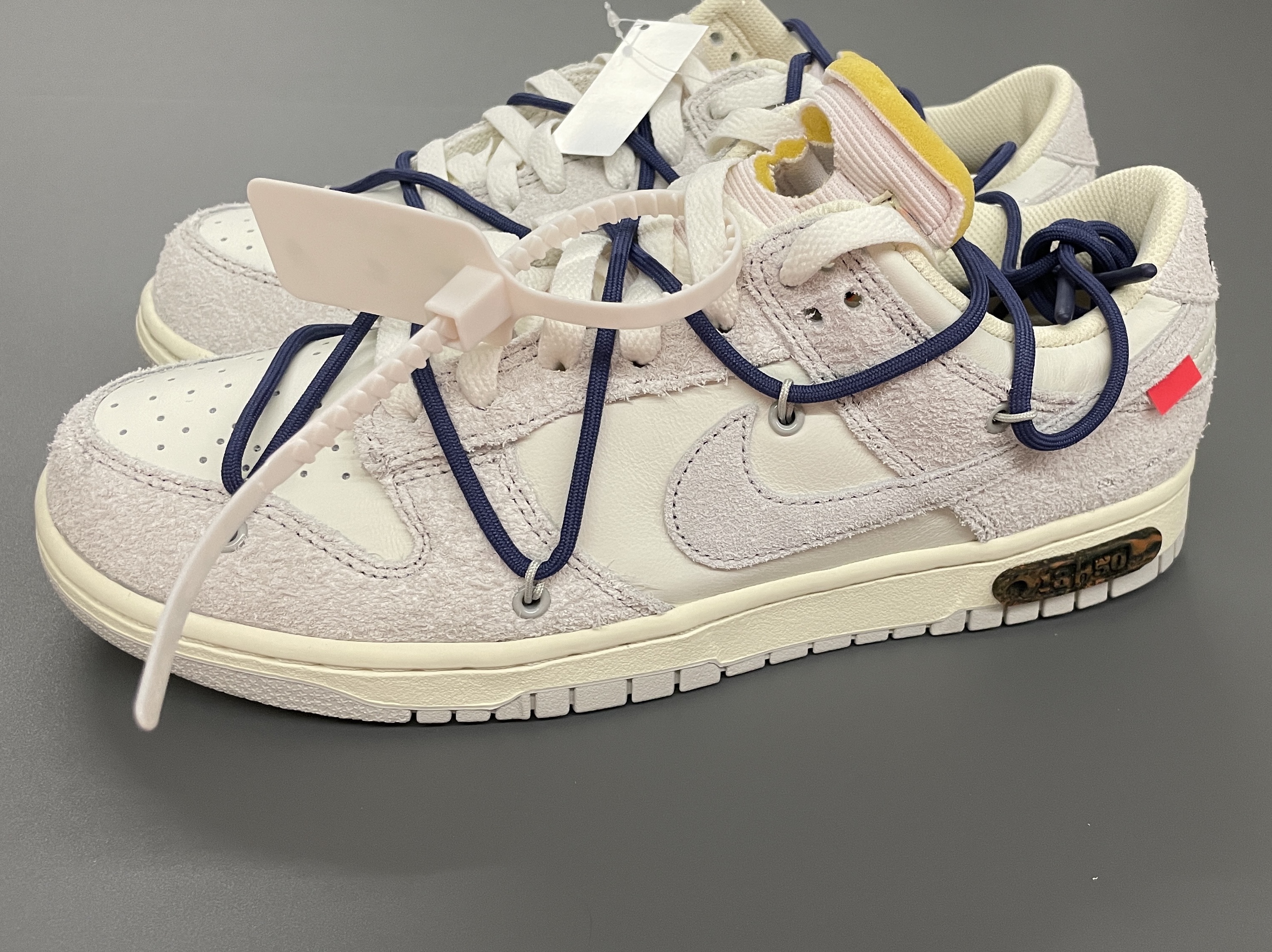 Nike x Off-White Dunk Low The 50 - Lot 18 착용 스타일