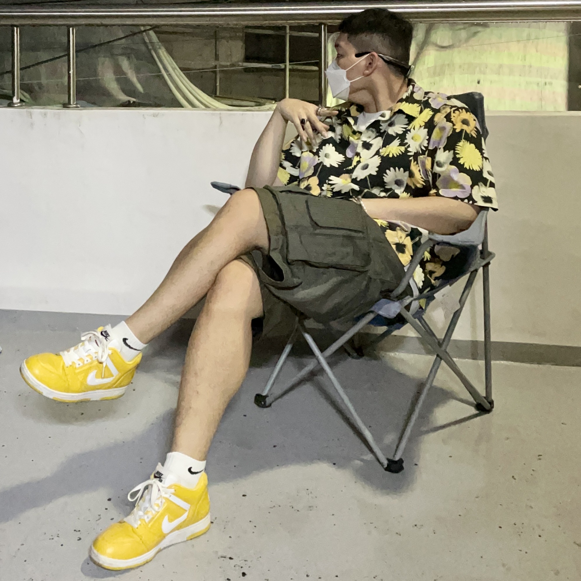 Nike x Supreme SB Air Force 2 Low Yellow 착용 스타일