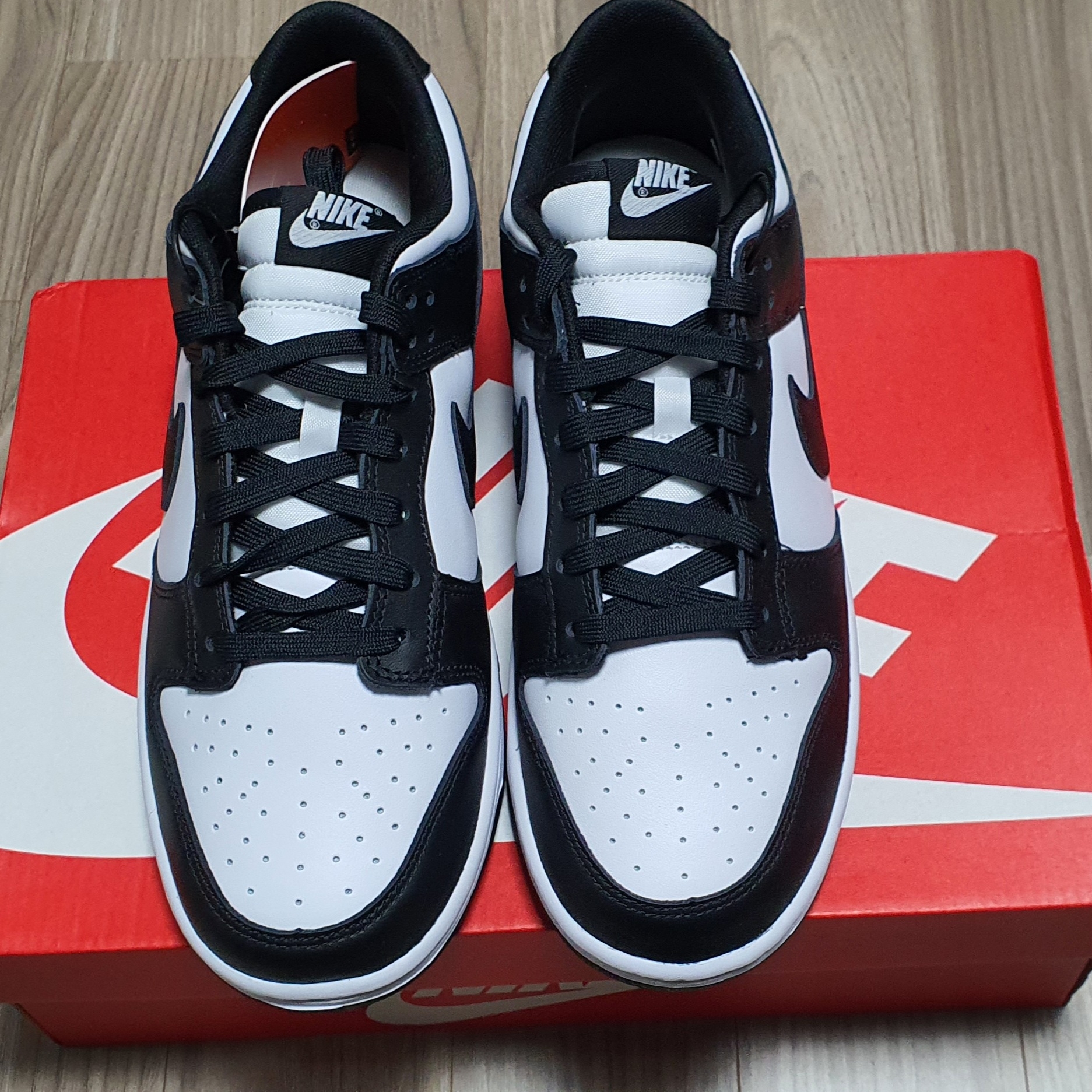 Nike Dunk Low Retro Black 착용 스타일 - 3