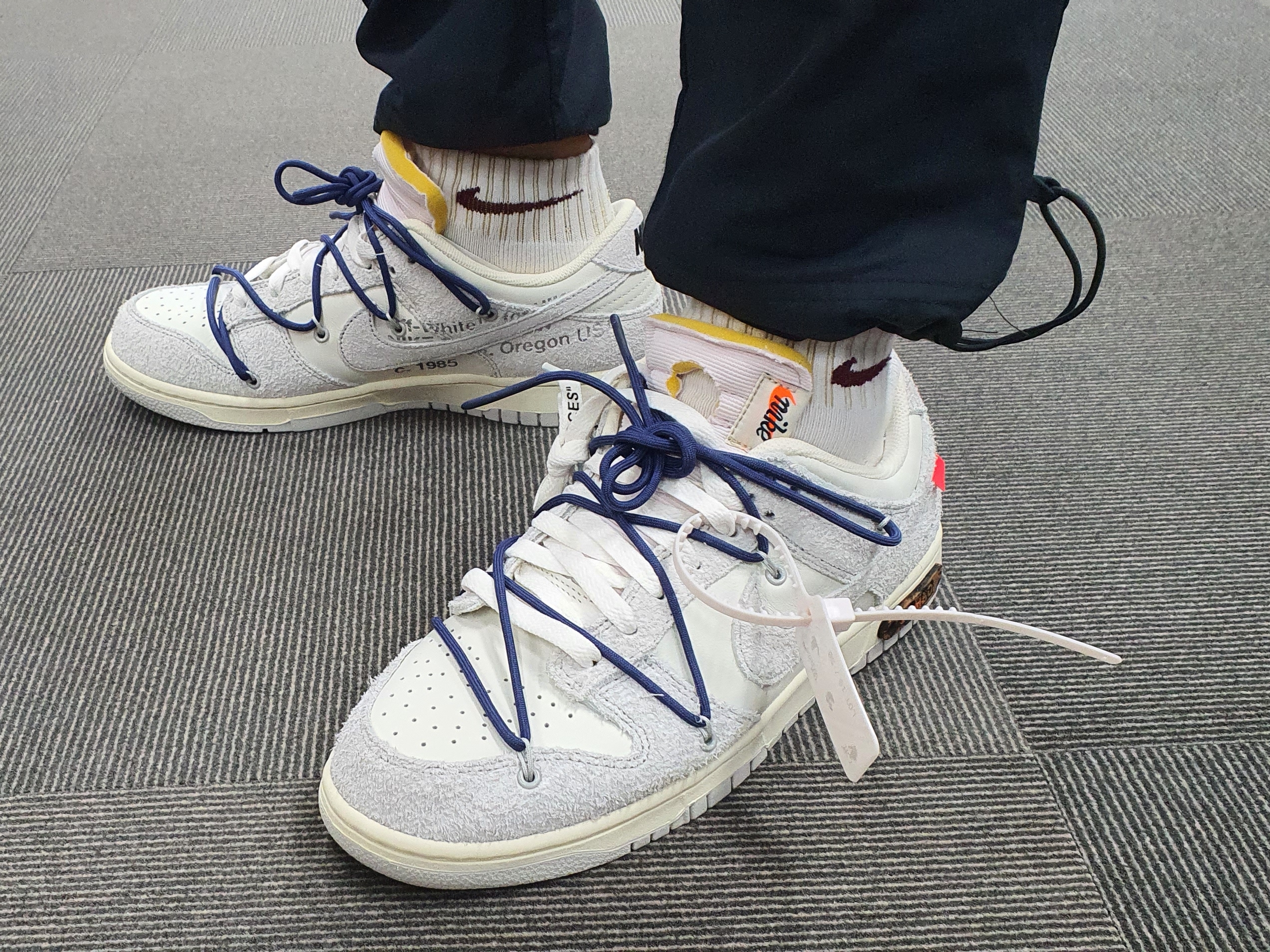 Nike x Off-White Dunk Low The 50 - Lot 18 착용 스타일