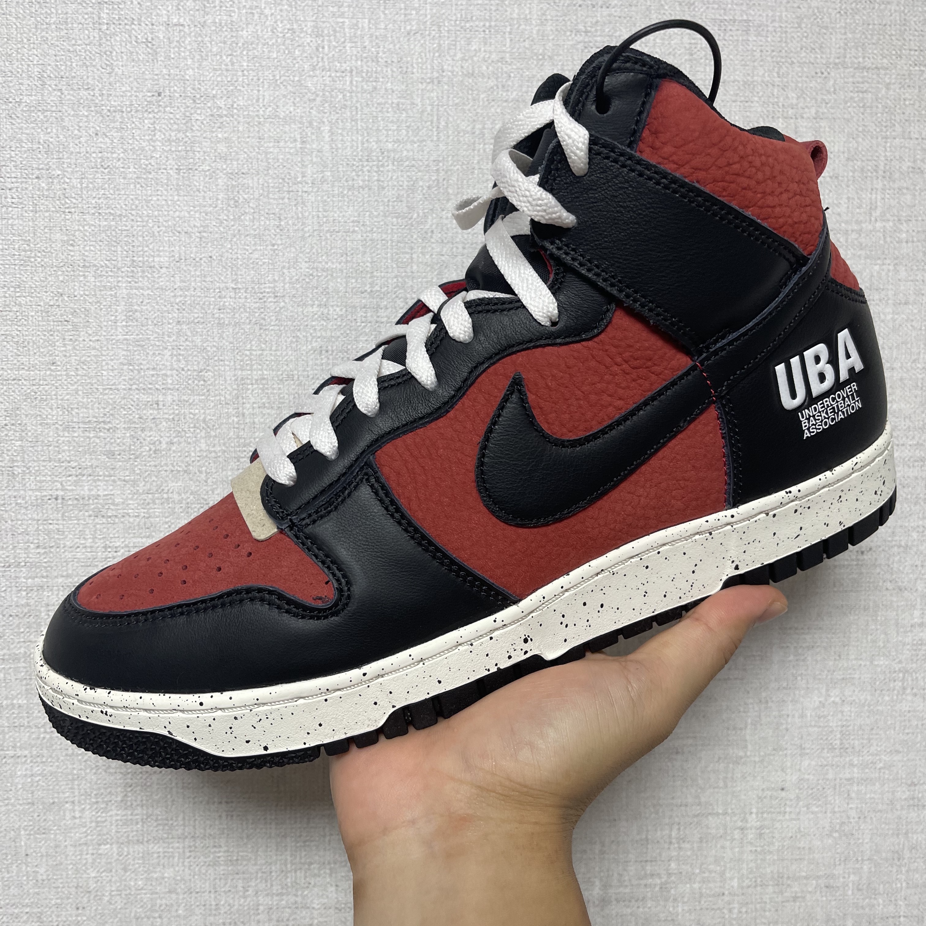 Nike x Undercover Dunk High 1985 Gym Red 착용 스타일