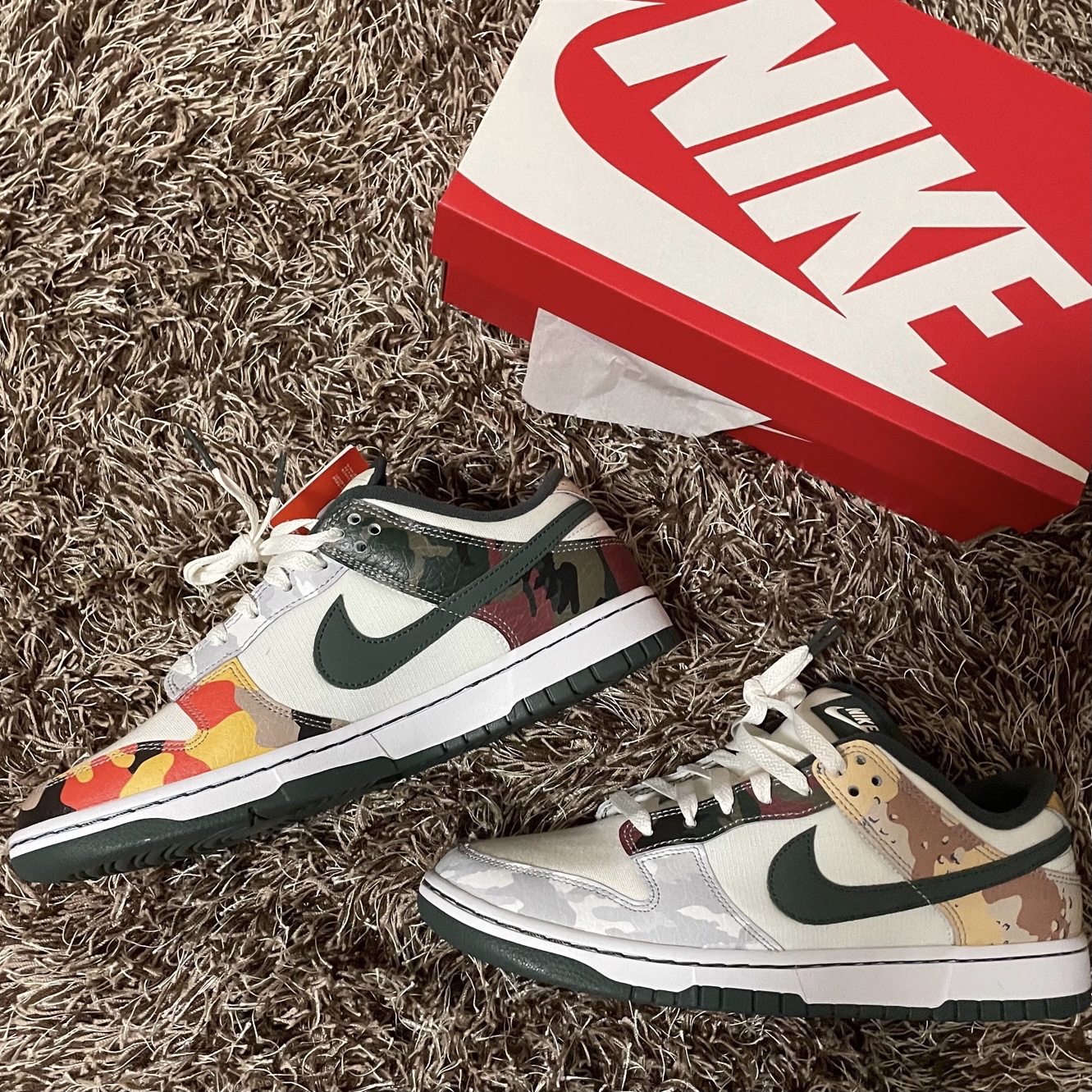 Nike Dunk Low SE Sail Multi Camo 착용 스타일