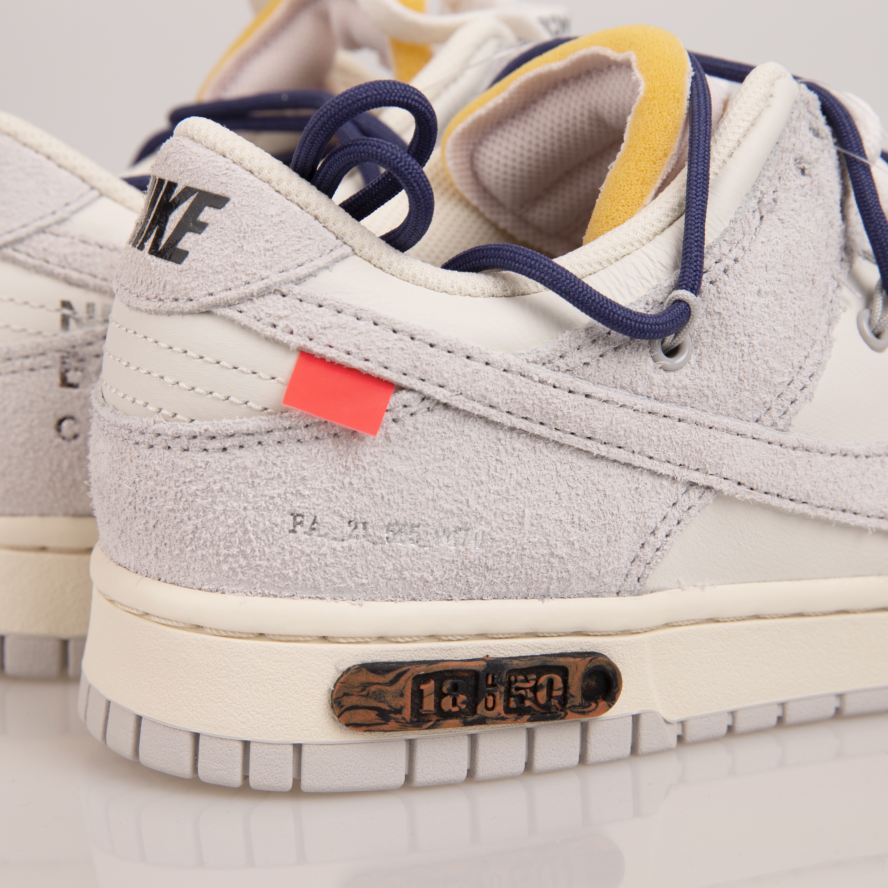 Nike x Off-White Dunk Low The 50 - Lot 18 착용 스타일 - 4