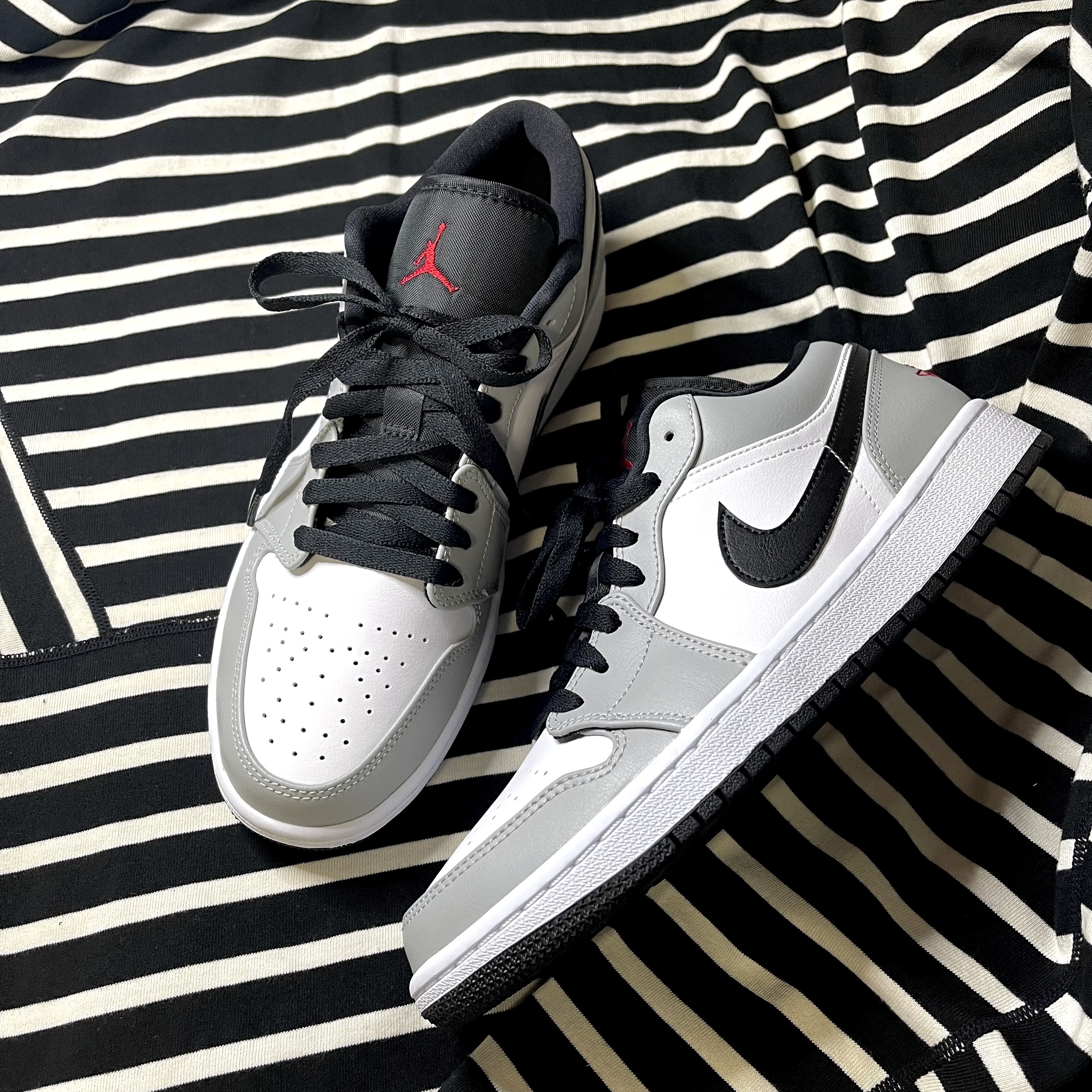 Jordan 1 Low Light Smoke Grey 착용 스타일