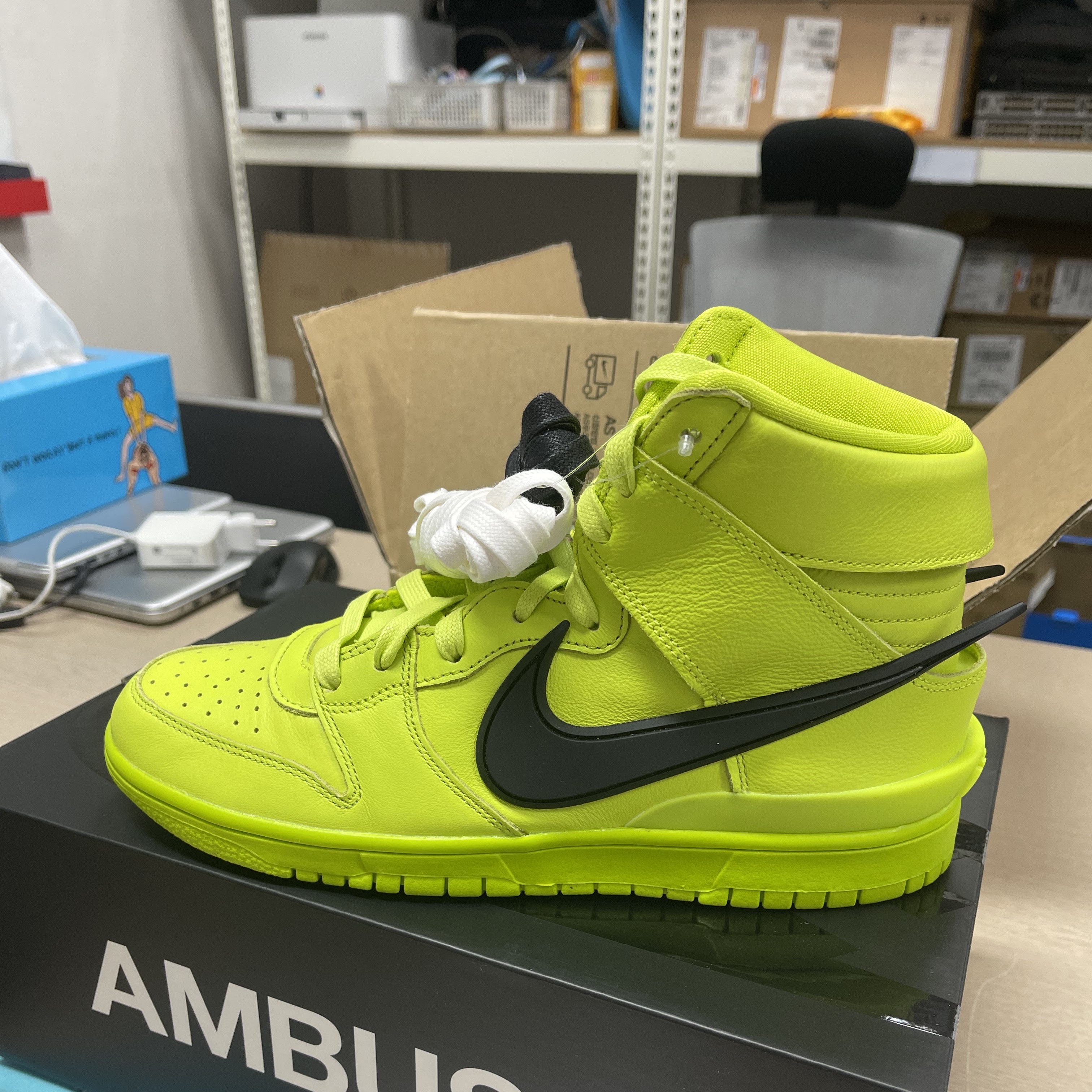 Nike x Ambush Dunk High Flash Lime, Nike x Sacai Blazer Low Iron Grey 착용 스타일 - 1