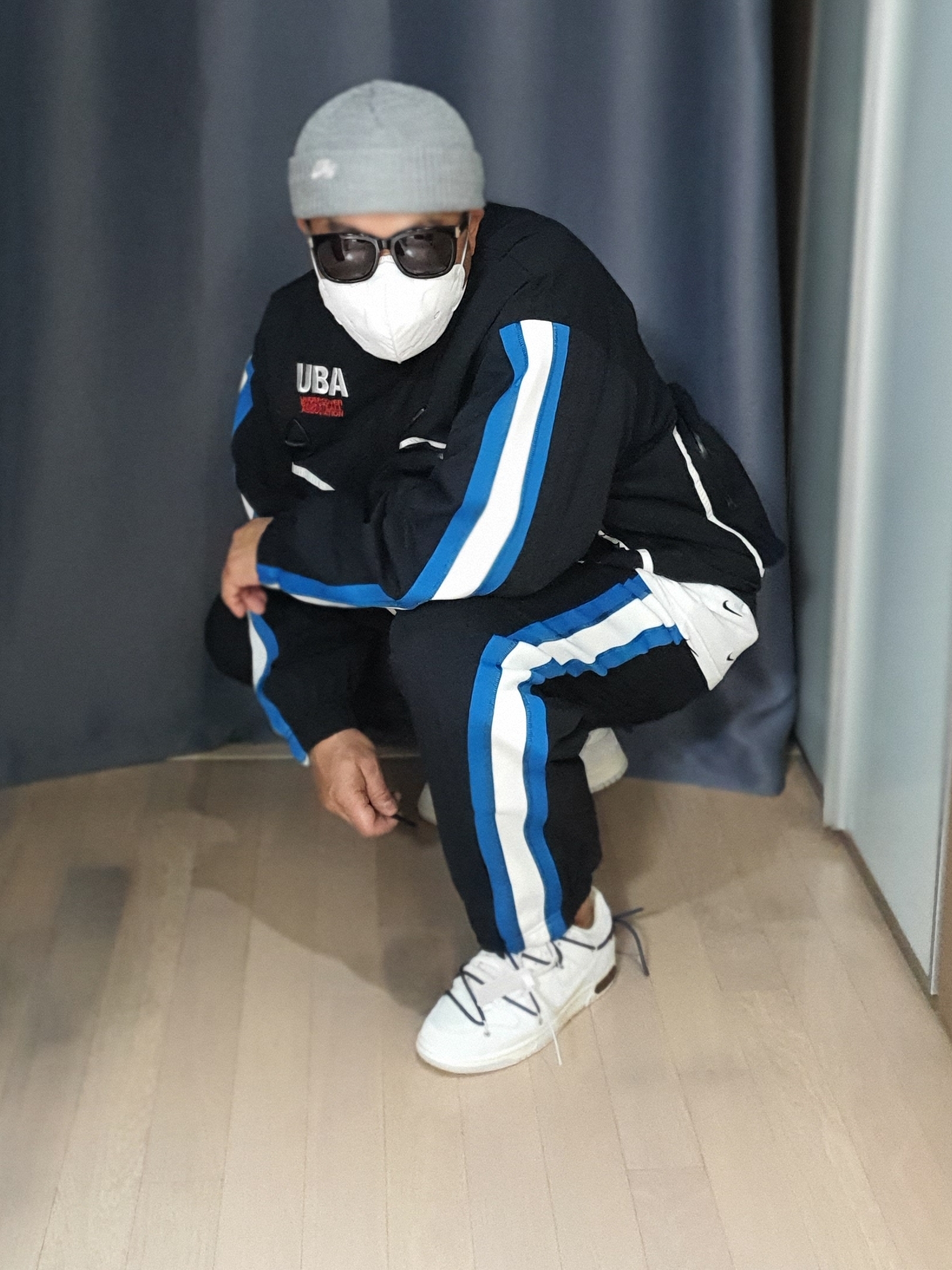Nike x Off-White Dunk Low The 50 - Lot 18, Nike x Undercover NRG Track Suit Black - Asia 착용 스타일 - 2