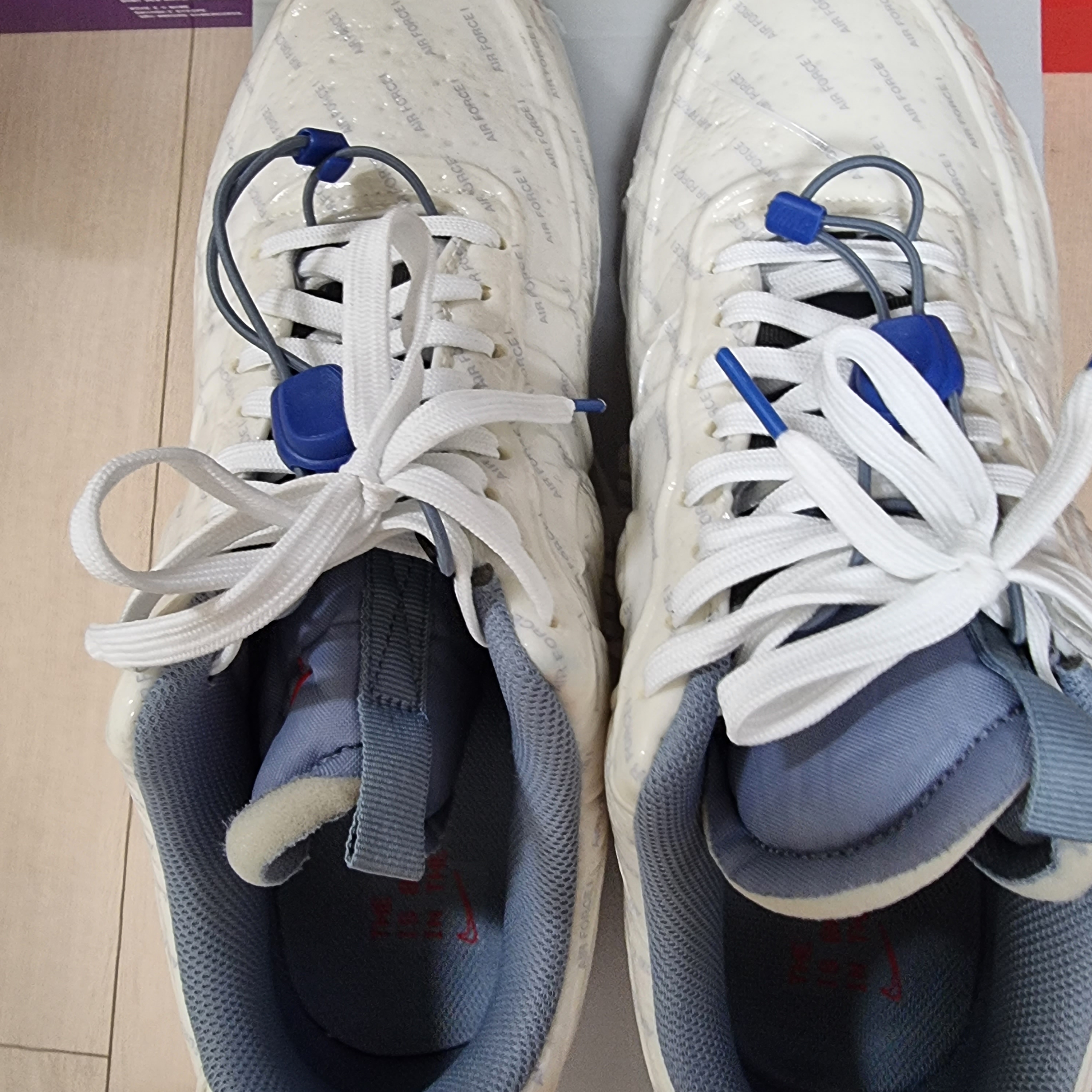 Nike Air Force 1 Low Experimental Postal Ghost 착용 스타일 - 2