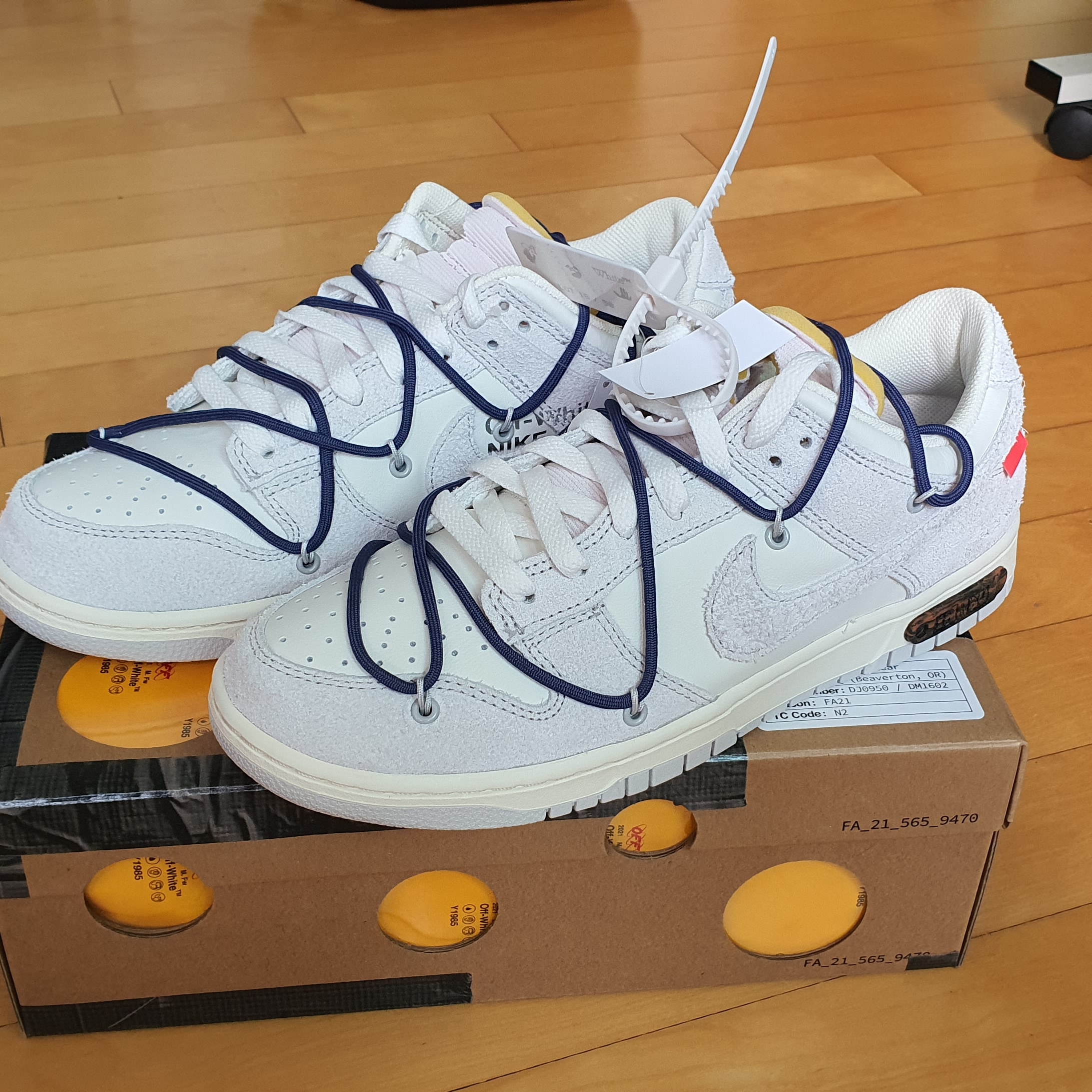 Nike x Off-White Dunk Low The 50 - Lot 18 착용 스타일