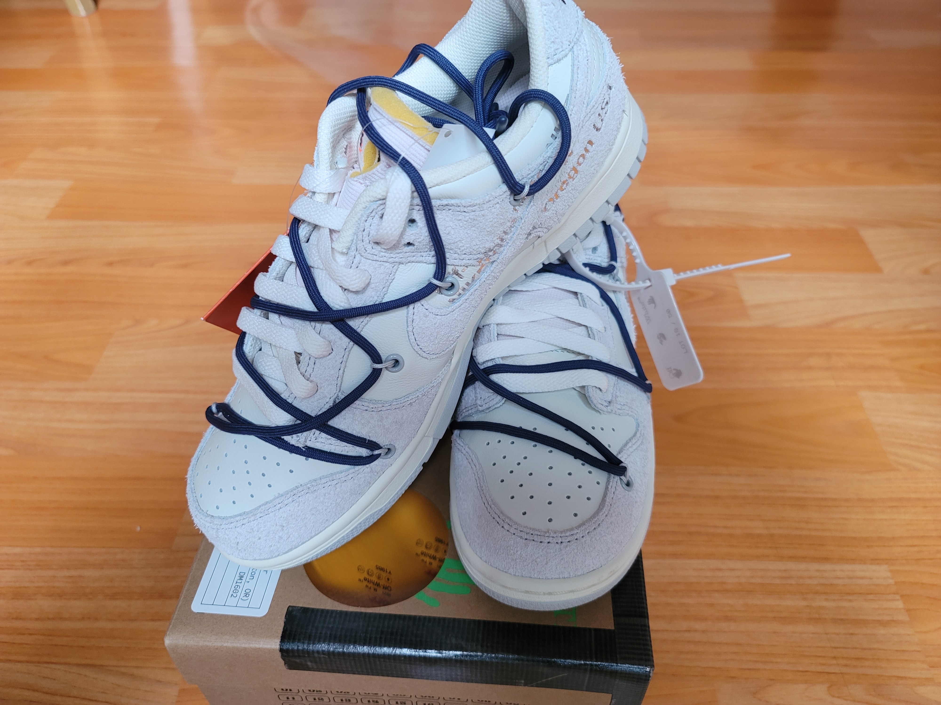 Nike x Off-White Dunk Low The 50 - Lot 18 착용 스타일 - 5