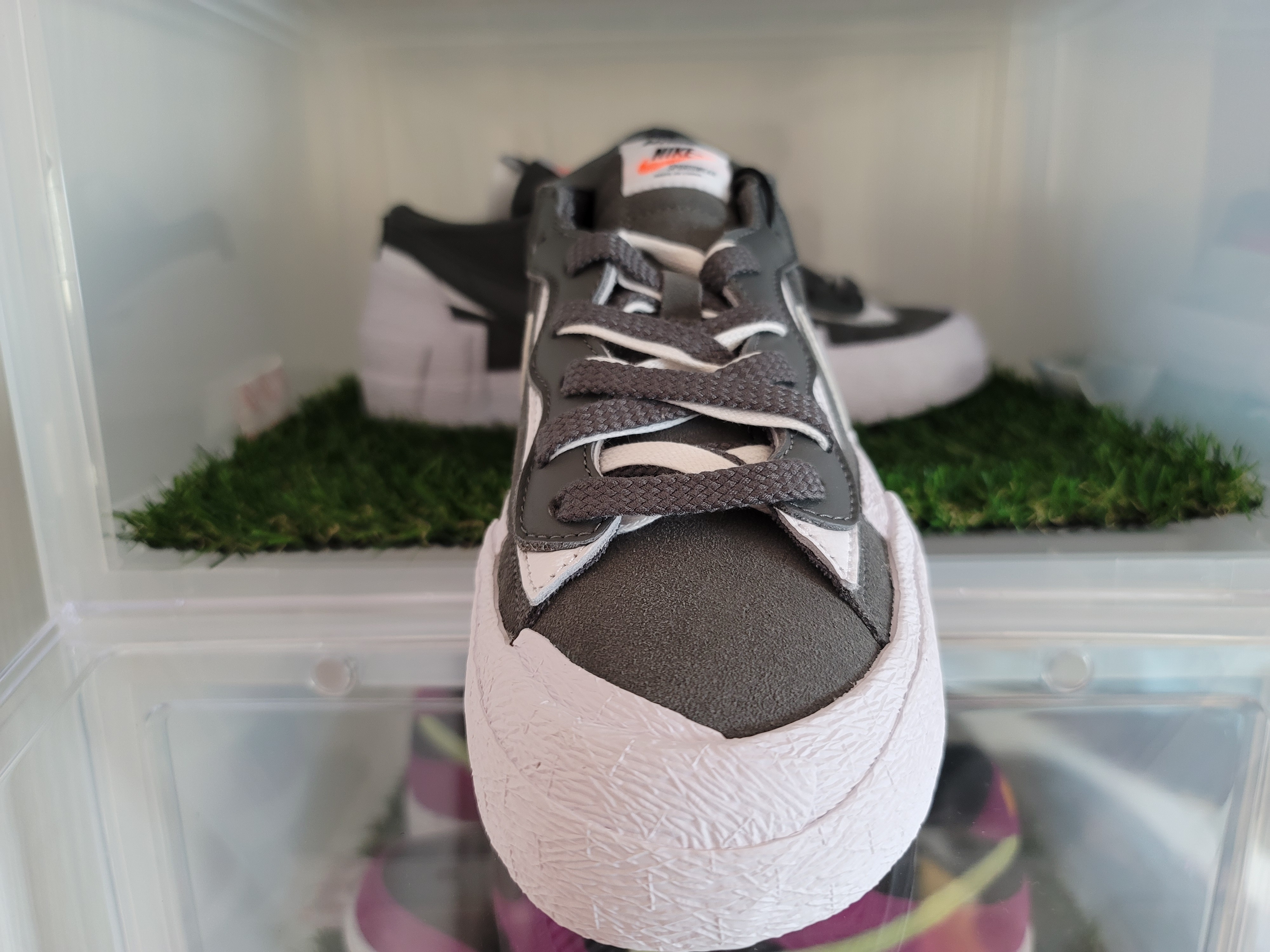 Nike x Sacai Blazer Low Iron Grey 착용 스타일 - 1