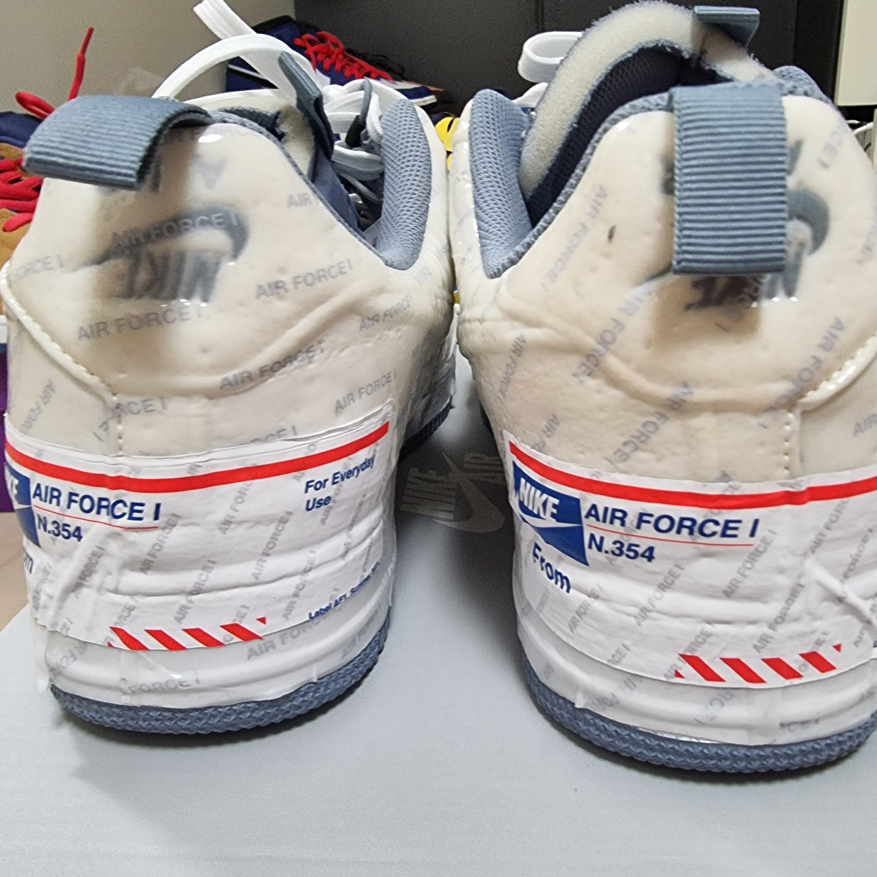 Nike Air Force 1 Low Experimental Postal Ghost 착용 스타일 - 1