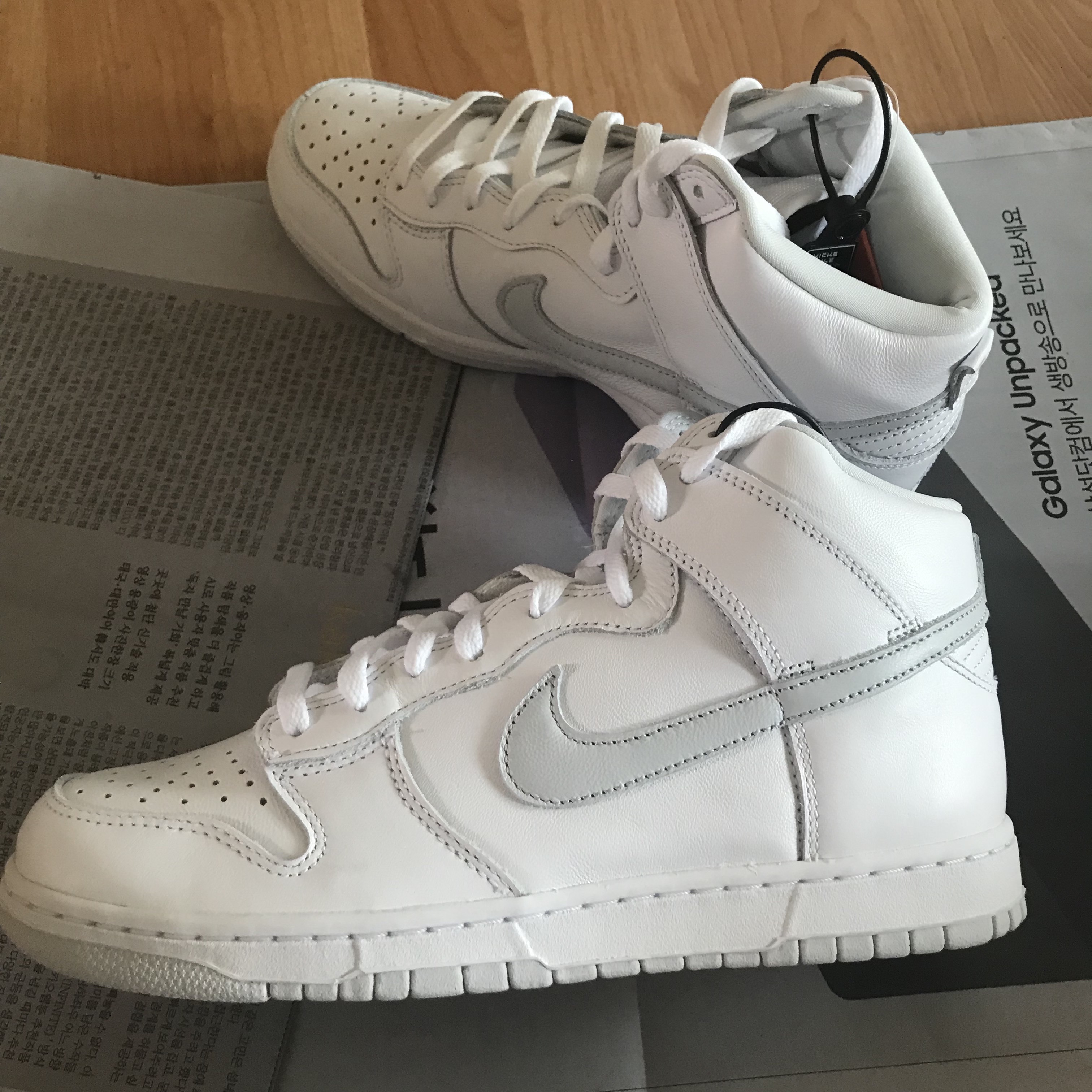 Nike Dunk High SP Pure Platinum 착용 스타일