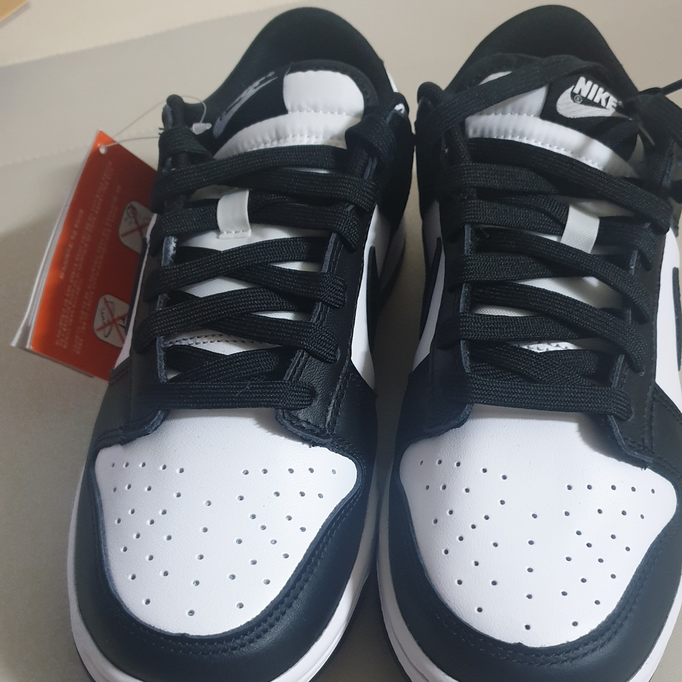 Nike Dunk Low Retro Black 착용 스타일