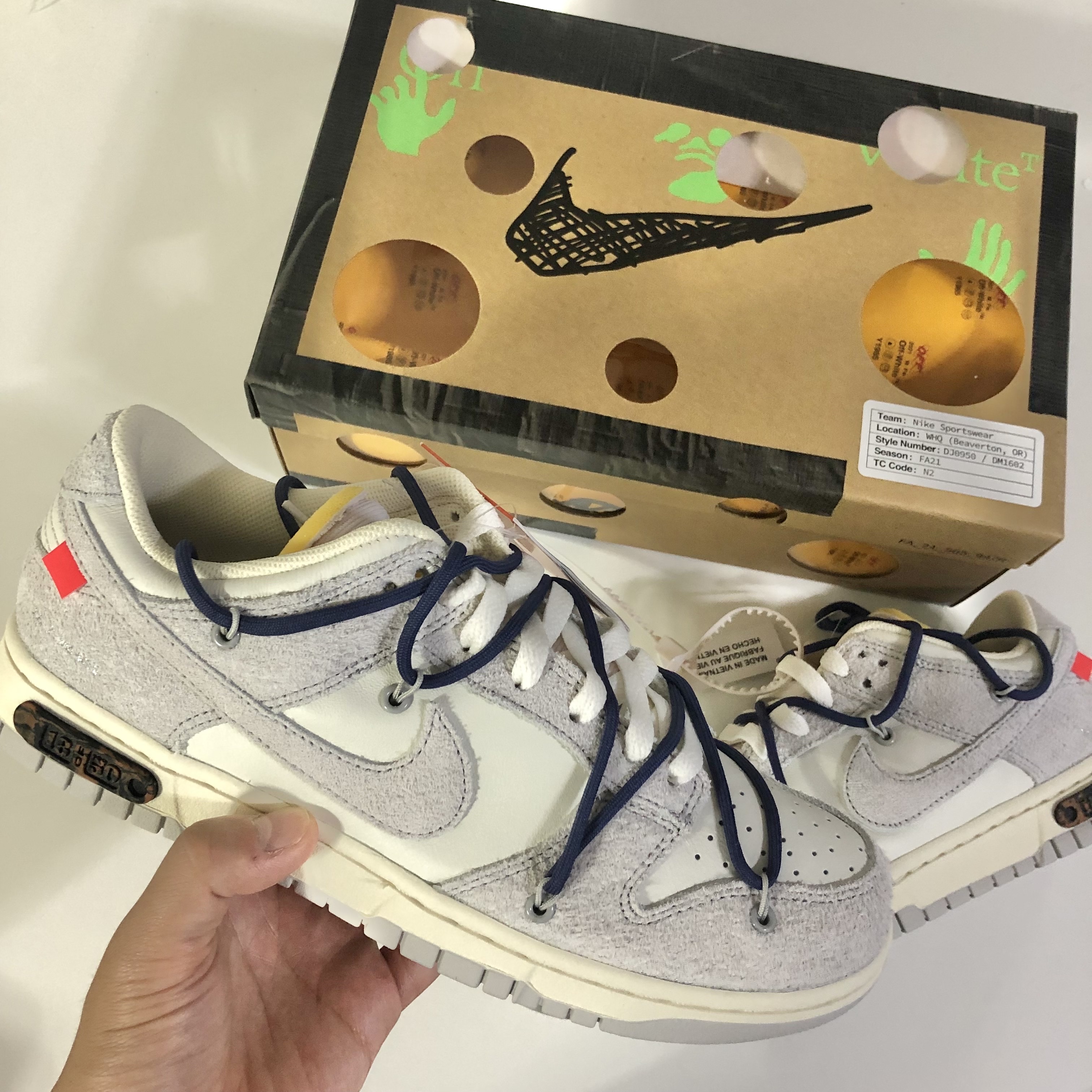 Nike x Off-White Dunk Low The 50 - Lot 18 착용 스타일