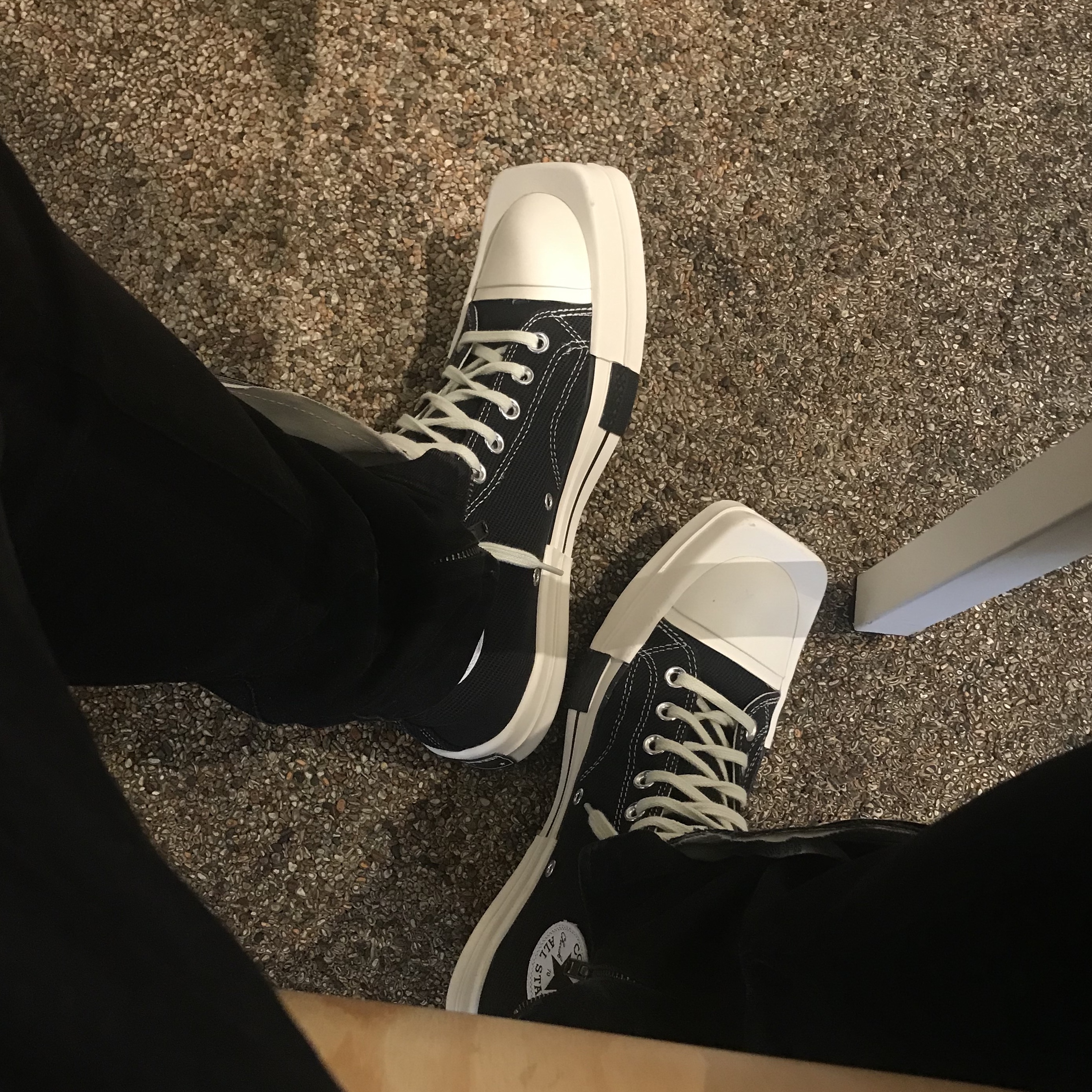Stussy x Rick Owens 40 WT T-Shirt, Converse x Drkshdw Turbodrk Chuck 70 Hi Black 착용 스타일 - 2