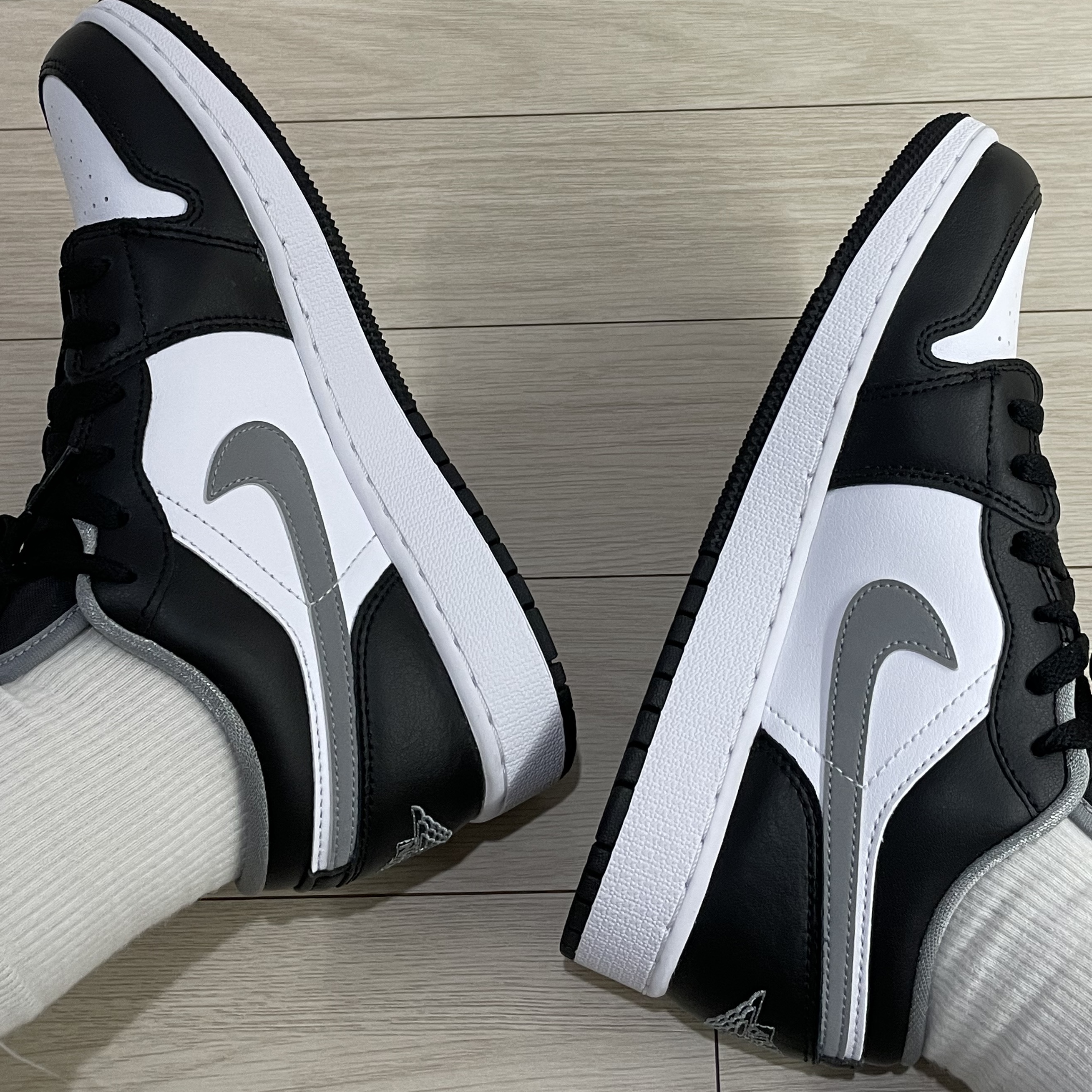 (GS) Jordan 1 Low Black Particle Grey, Jordan 1 Low Black Particle Grey 착용 스타일