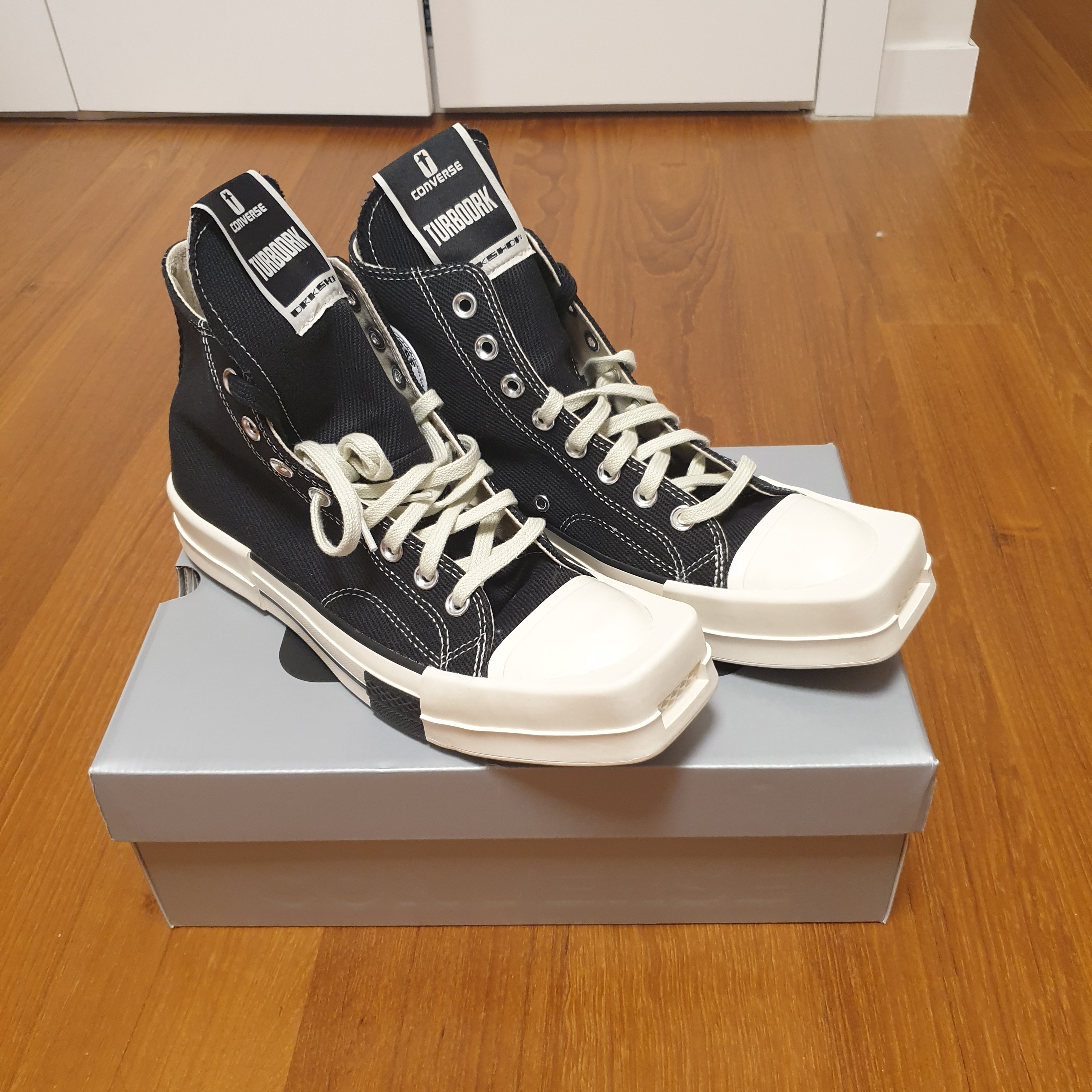 Converse x Drkshdw Turbodrk Chuck 70 Hi Black 착용 스타일 - 3