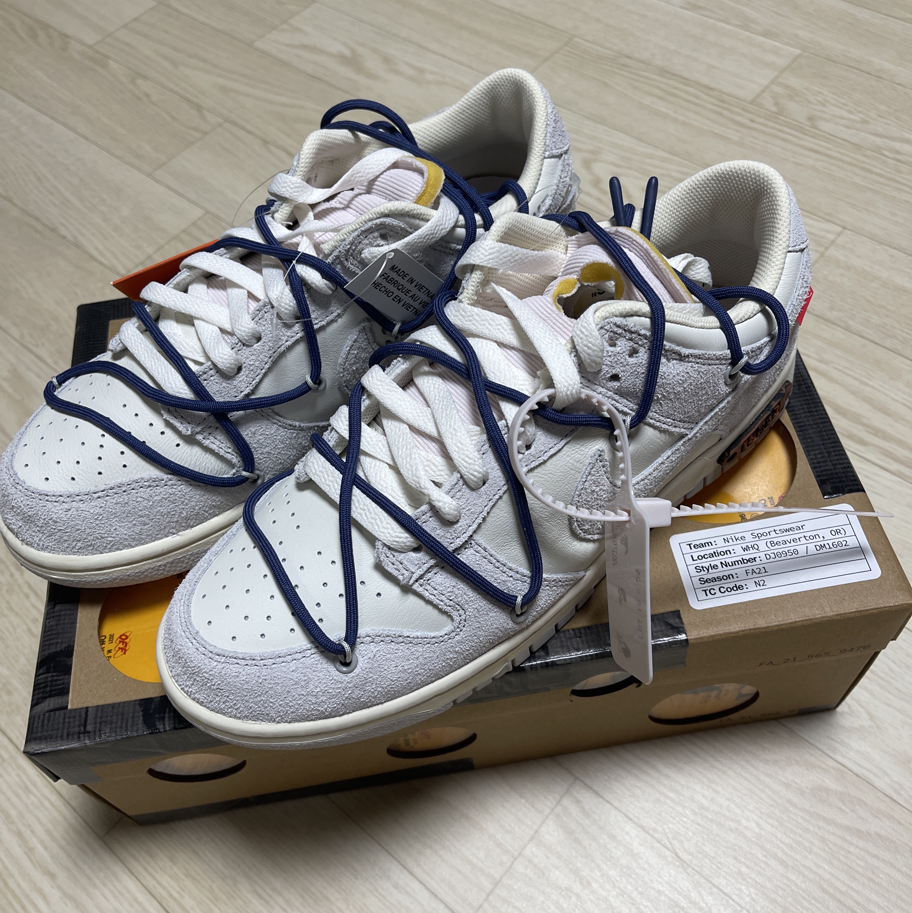 Nike x Off-White Dunk Low The 50 - Lot 18 착용 스타일 - 2