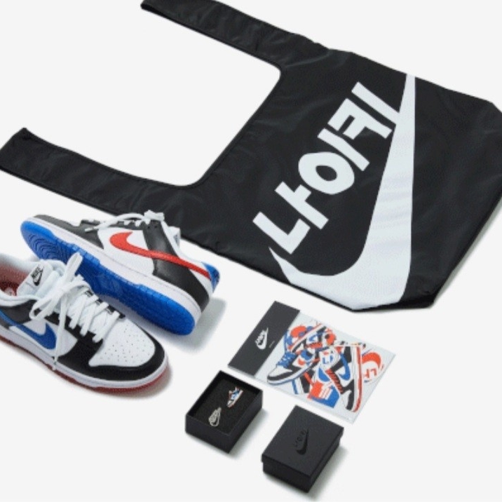 Nike Dunk Low SE Seoul (With Special Gift) 착용 스타일 - 2
