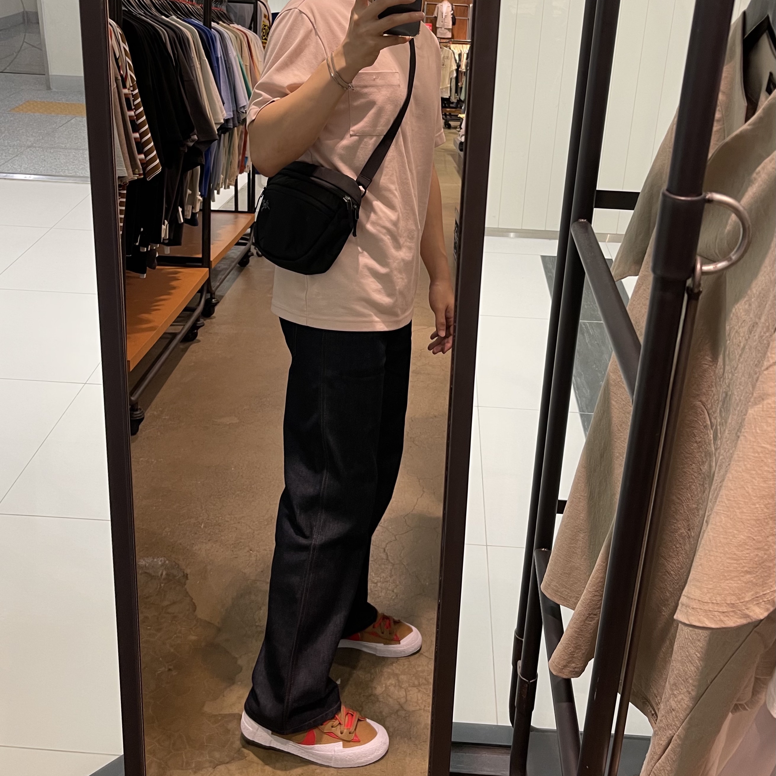 Nike x Sacai Blazer Low British Tan 착용 스타일