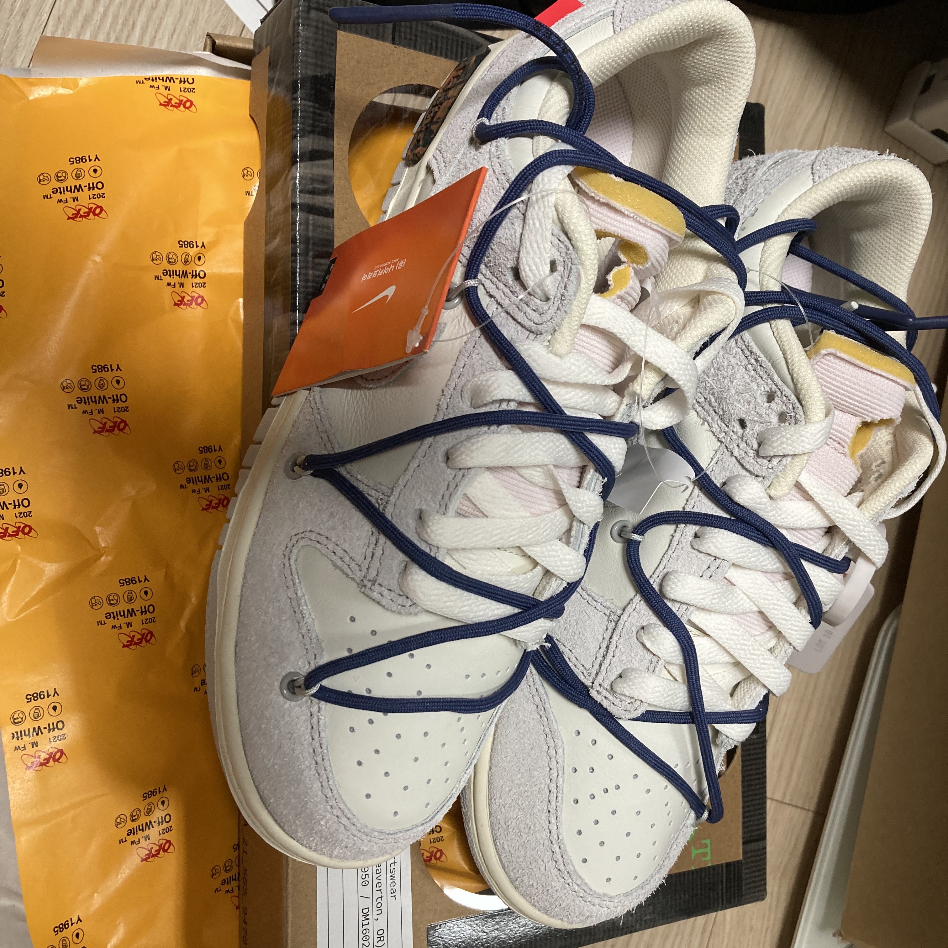 Nike x Off-White Dunk Low The 50 - Lot 18 착용 스타일