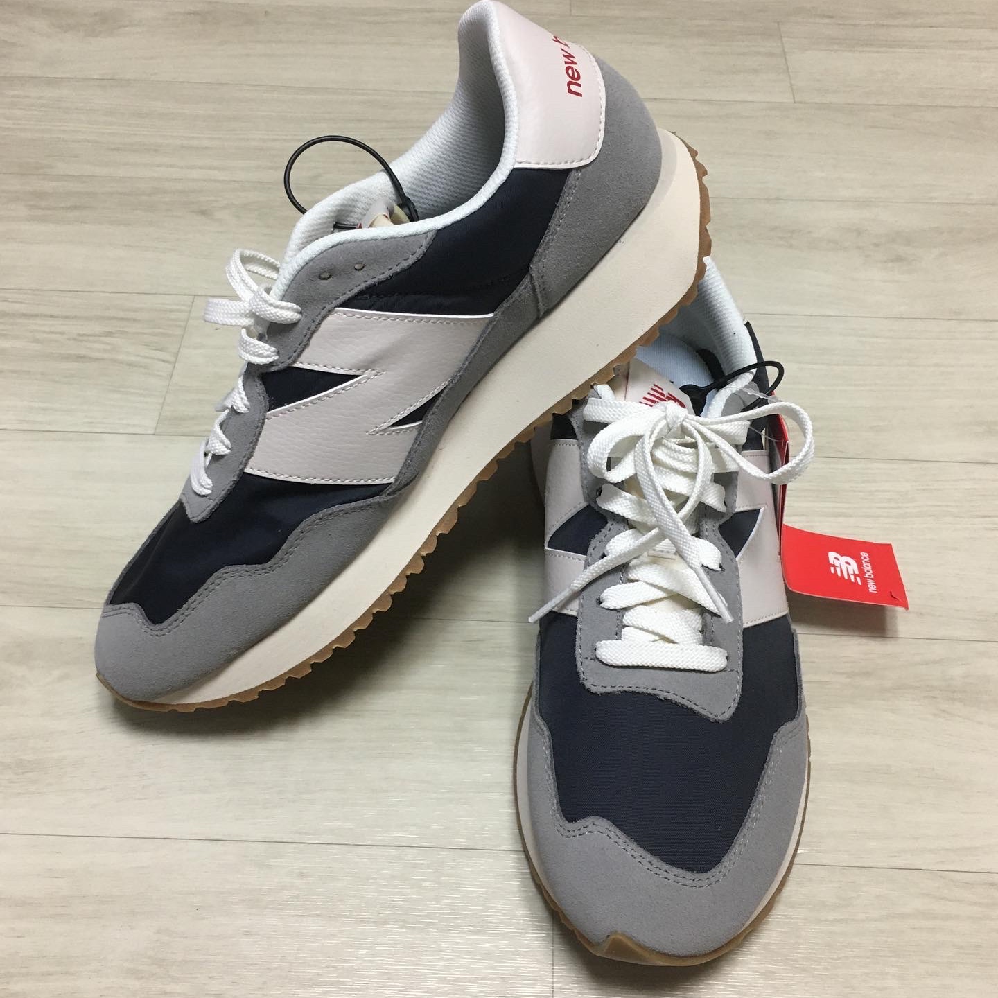 New Balance 237 Marblehead, New Balance 327 Grey Yellow - JD Sports Exclusive 착용 스타일 - 2