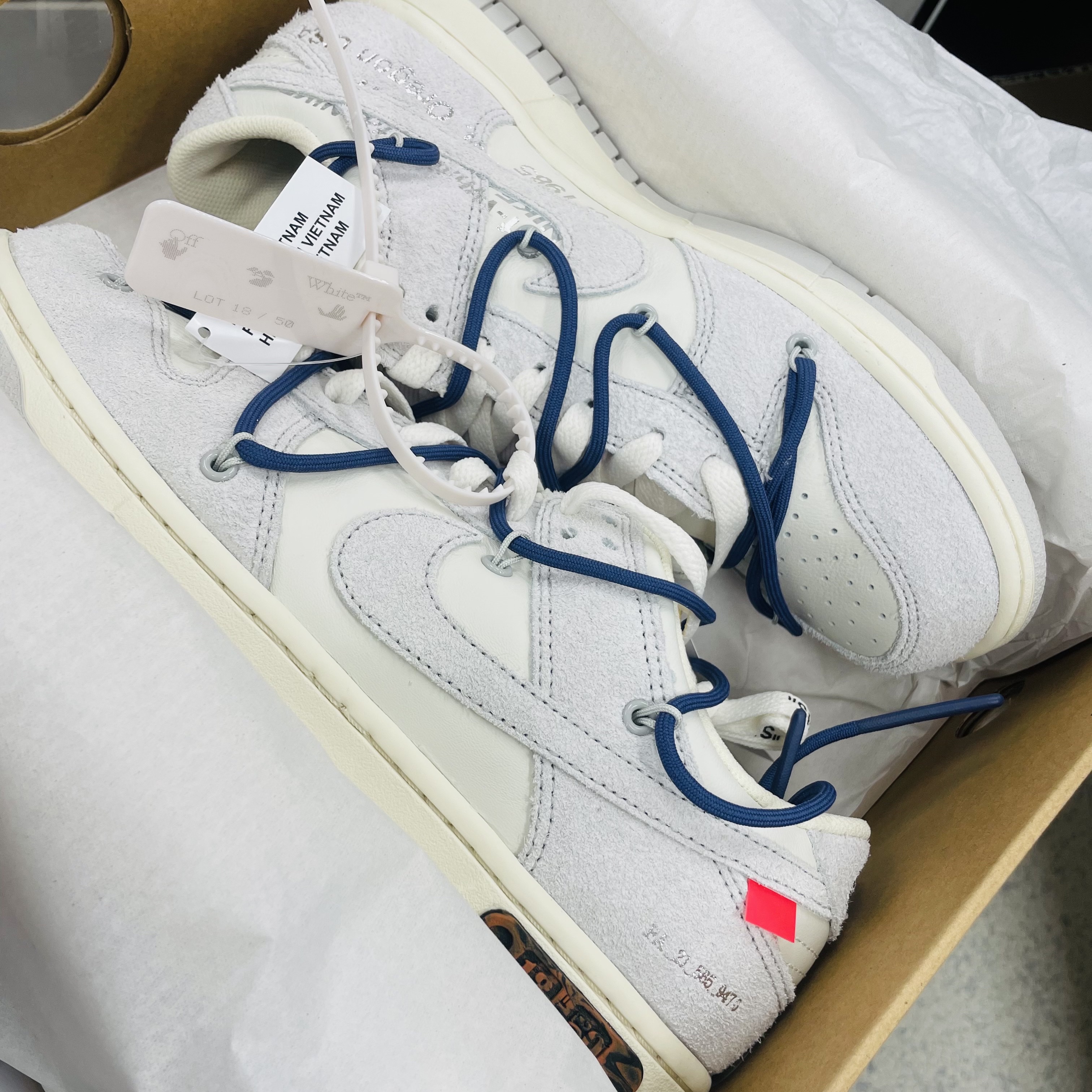 Nike x Off-White Dunk Low The 50 - Lot 18 착용 스타일