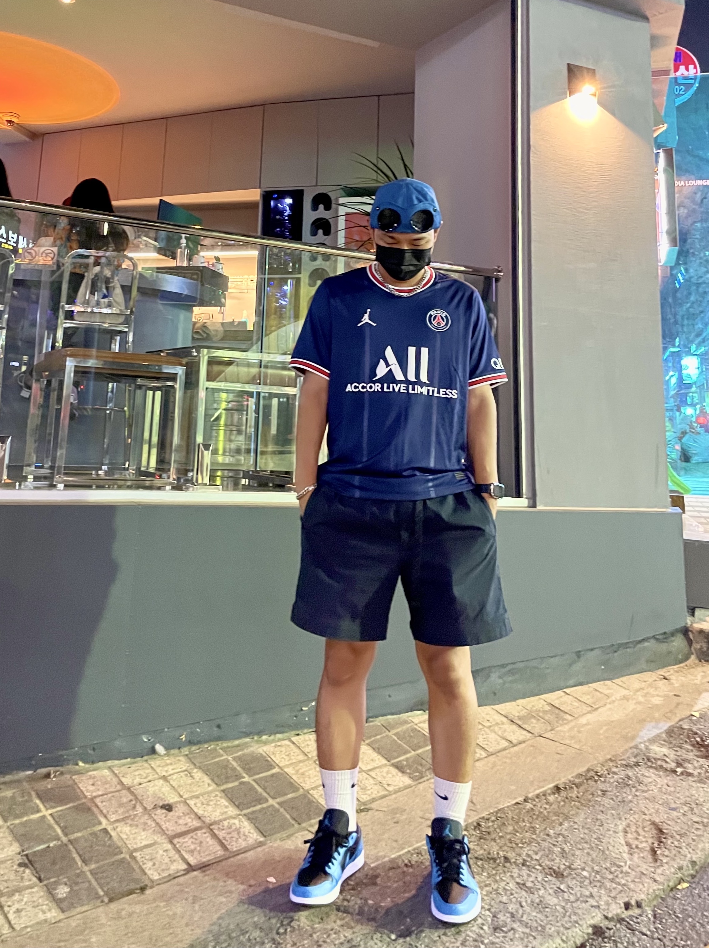 Jordan 1 Low Laser Blue 착용 스타일