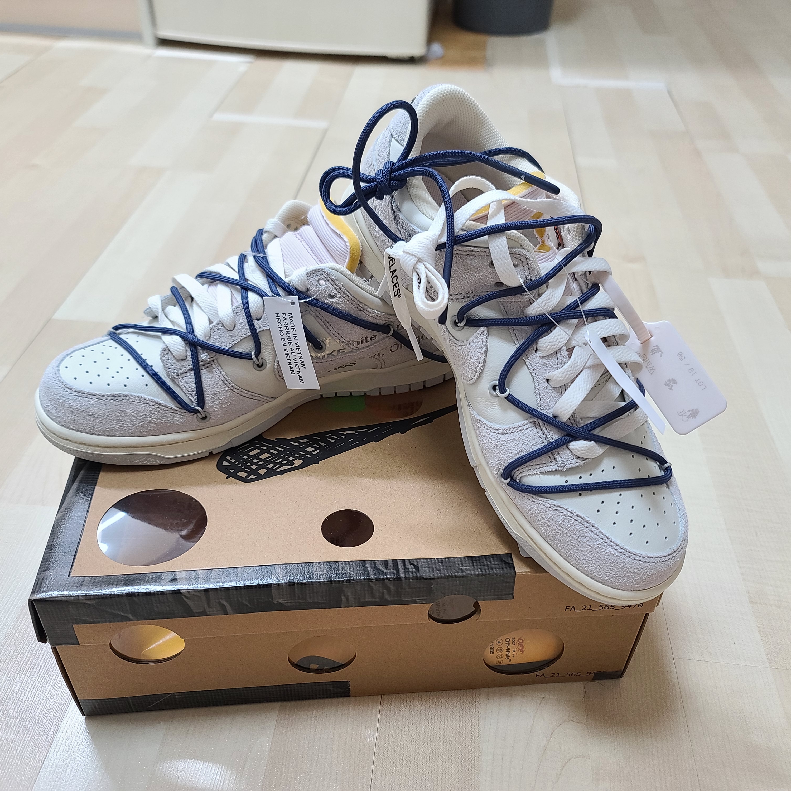Nike x Off-White Dunk Low The 50 - Lot 18 착용 스타일 - 3