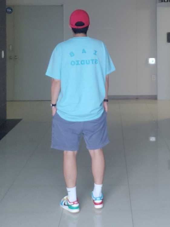 IAB Studio Pigment T-Shirt Cyan, Nike Dunk Low SE Free.99 White 착용 스타일