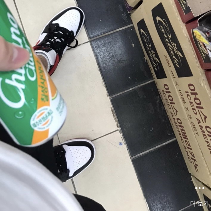 Jordan x Off-White S/S T-Shirt White - Asia, Jordan 1 Mid Gym Red Black White 착용 스타일