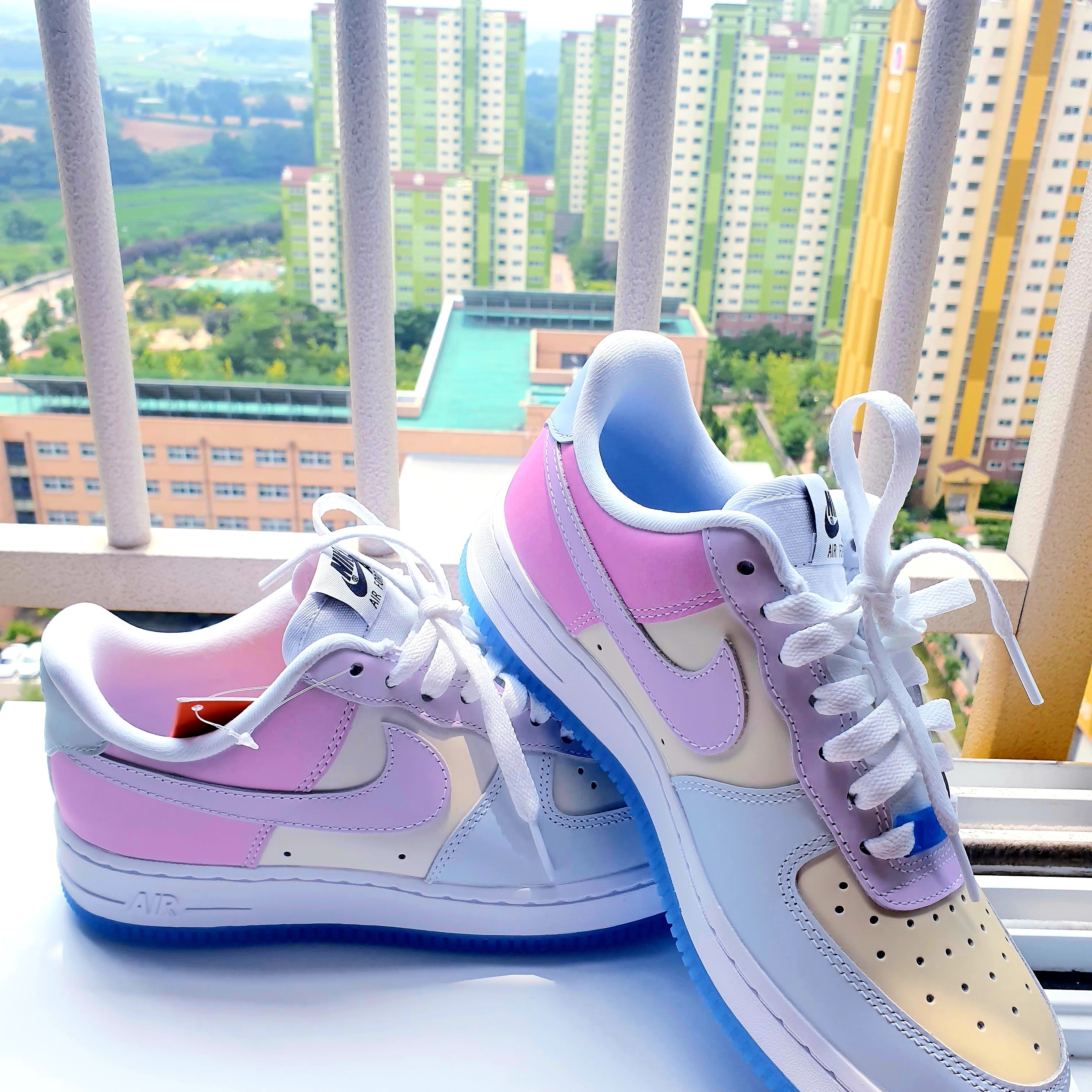 (W) Nike Air Force 1 '07 LX Photochromic 착용 스타일 - 2