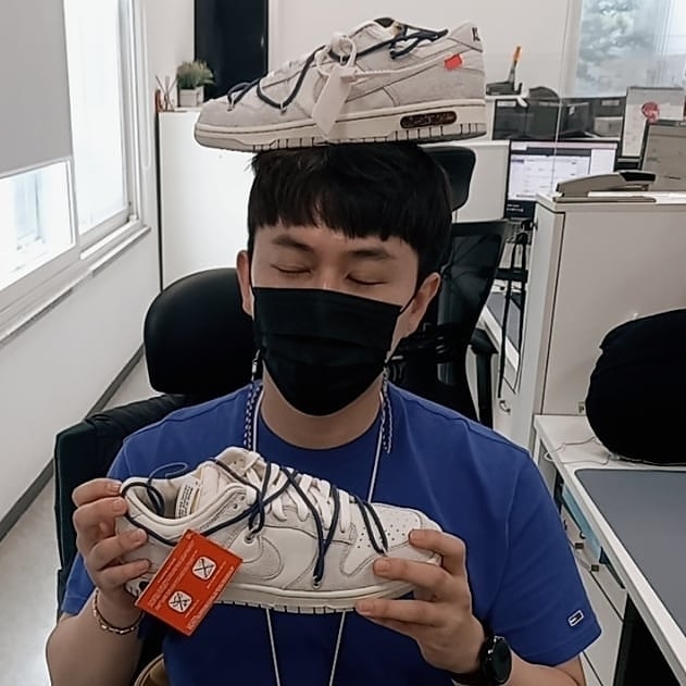 Nike x Off-White Dunk Low The 50 - Lot 18 착용 스타일