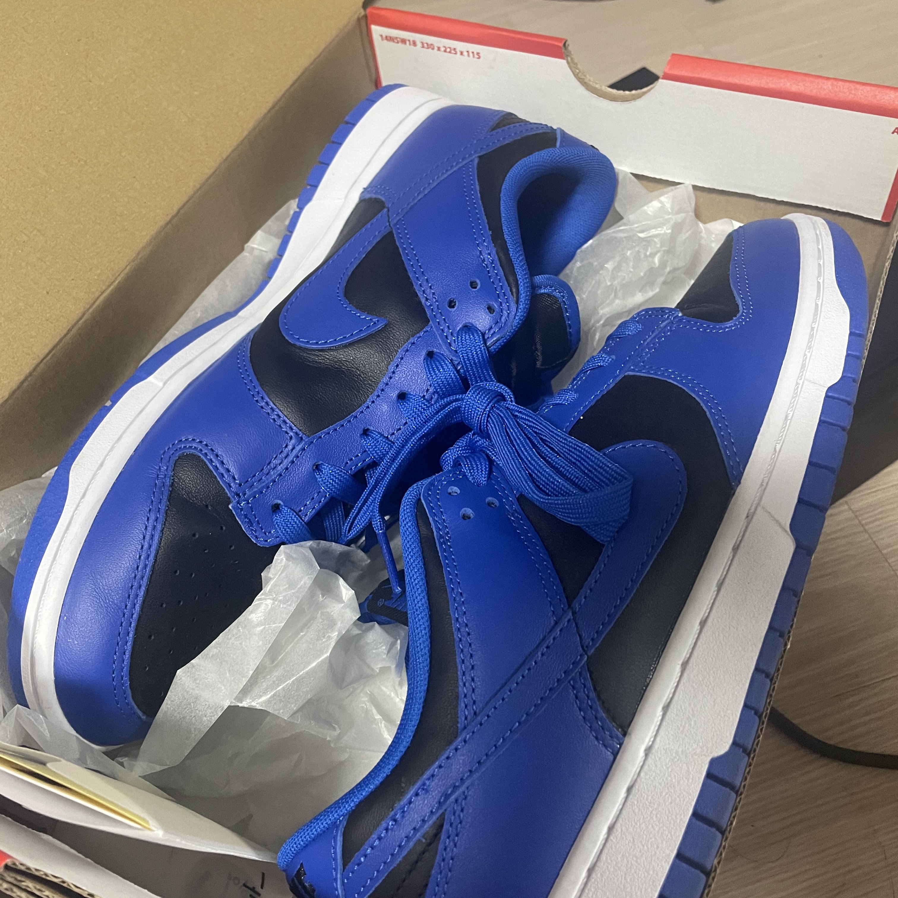Nike Dunk Low Retro Hyper Cobalt, Nike x Fragment Dunk High Black 착용 스타일 - 1