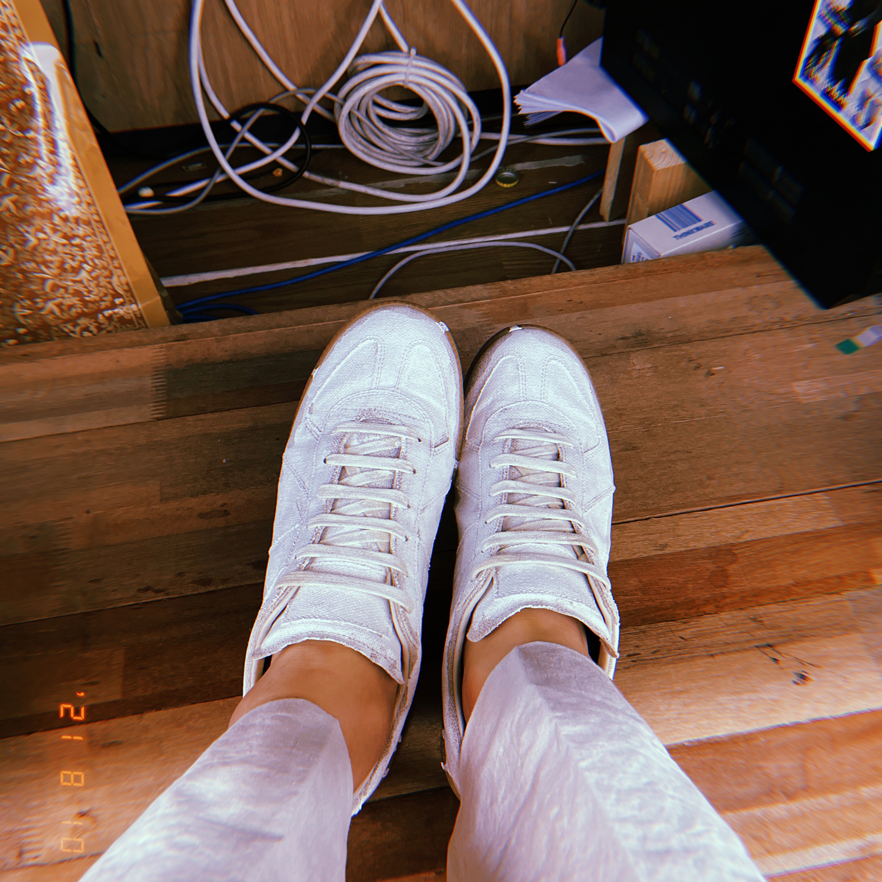 Maison Margiela Canvas Paint White Replica Sneakers 착용 스타일