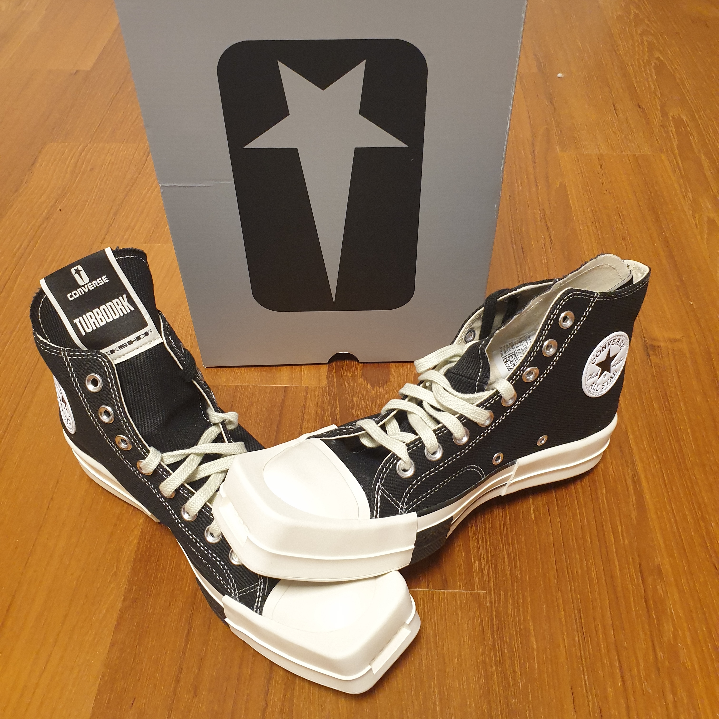 Converse x Drkshdw Turbodrk Chuck 70 Hi Black 착용 스타일 - 2