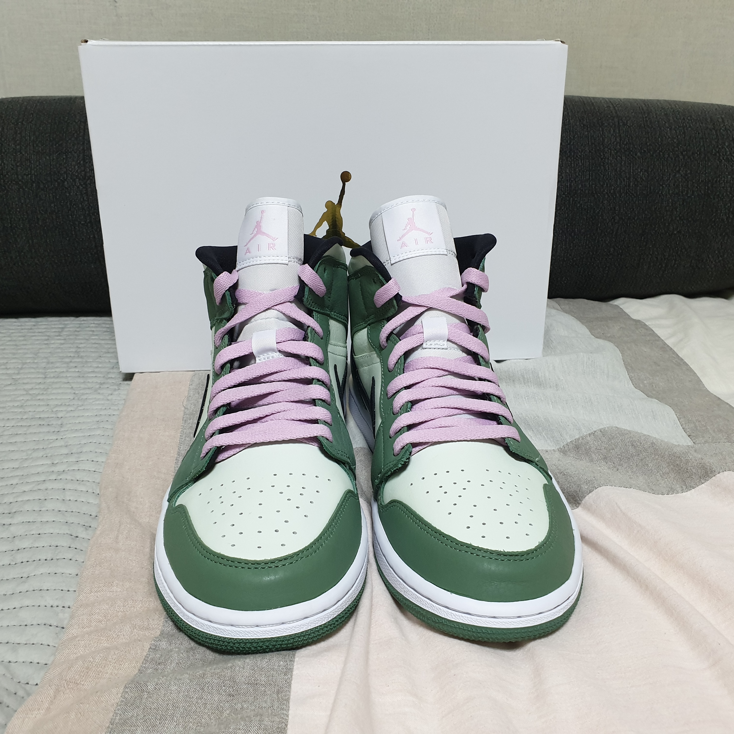 (W) Jordan 1 Mid SE Dutch Green 착용 스타일 - 5