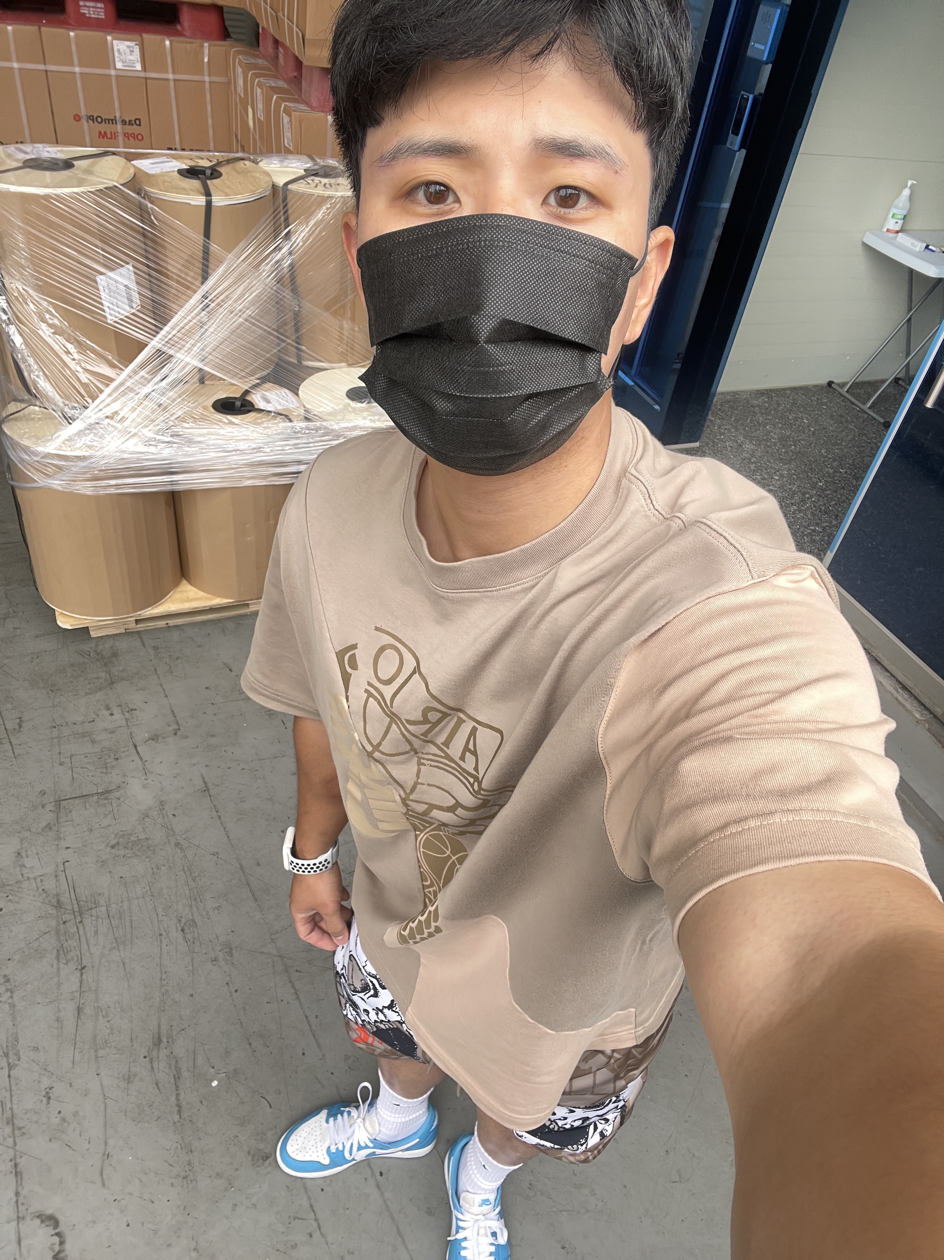 Jordan x Travis Scott S/S Top - Asia, Jordan x Travis Scott Pool Shorts - Asia 착용 스타일 - 1