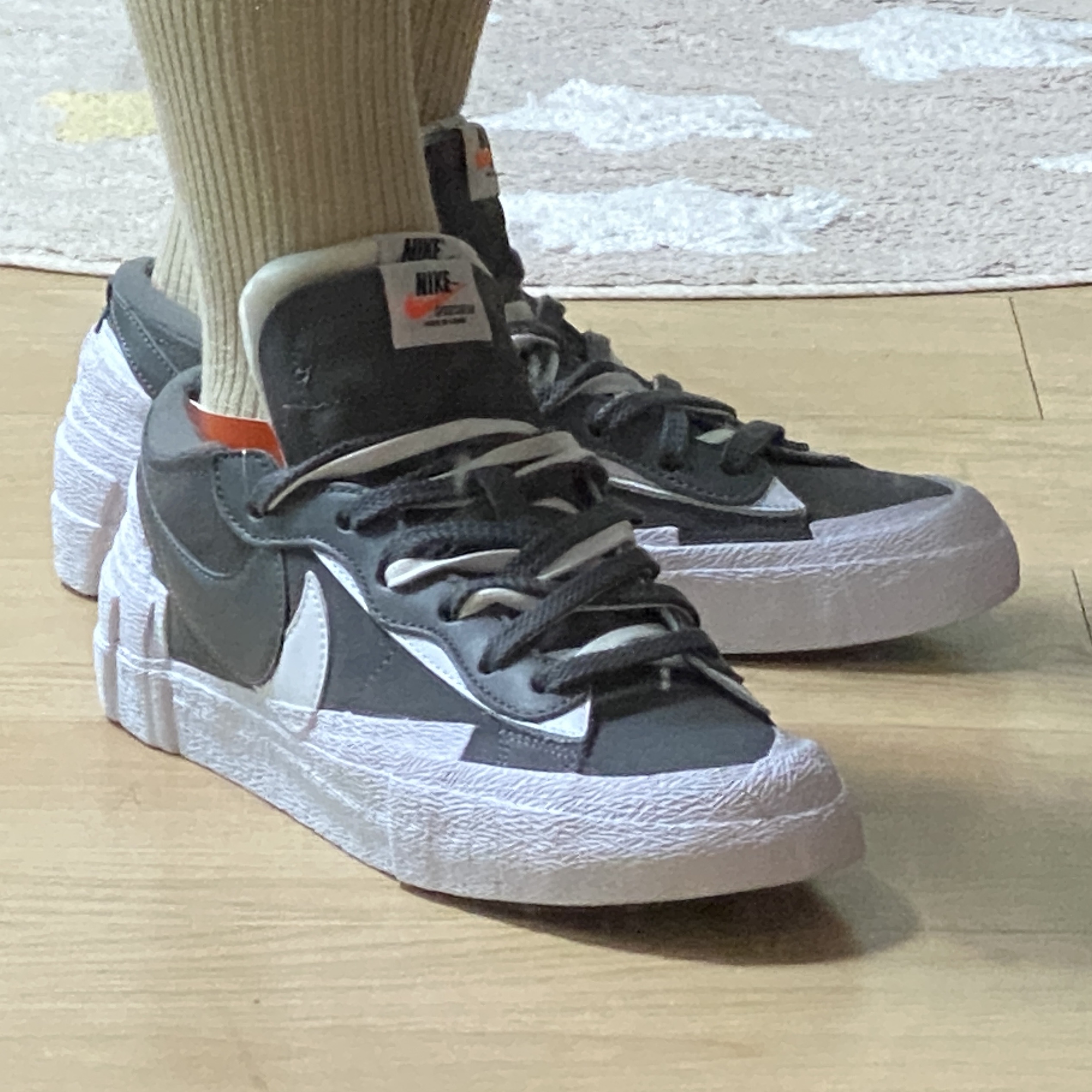 Nike x Sacai Blazer Low Iron Grey 착용 스타일