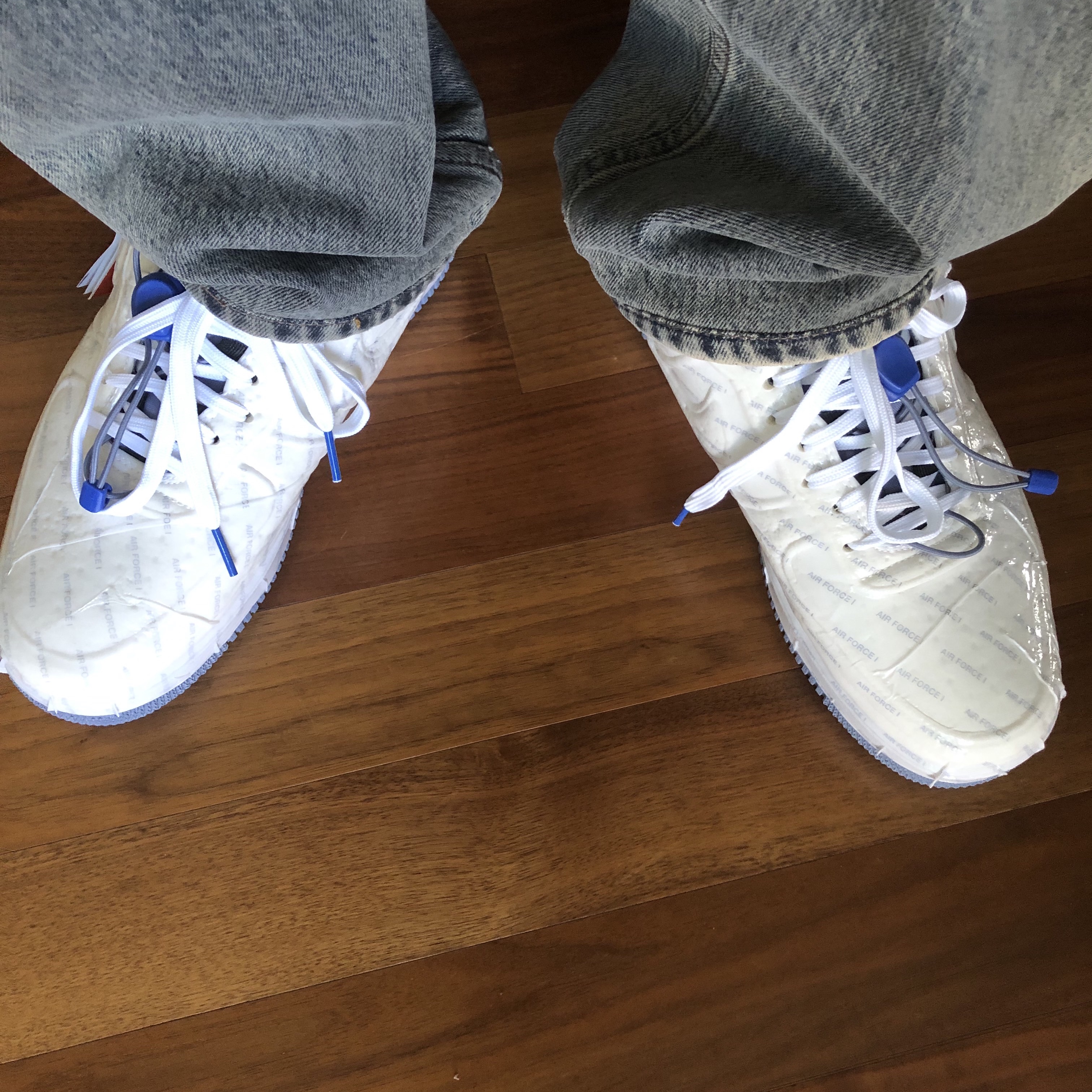 Nike Air Force 1 Low Experimental Postal Ghost 착용 스타일 - 1
