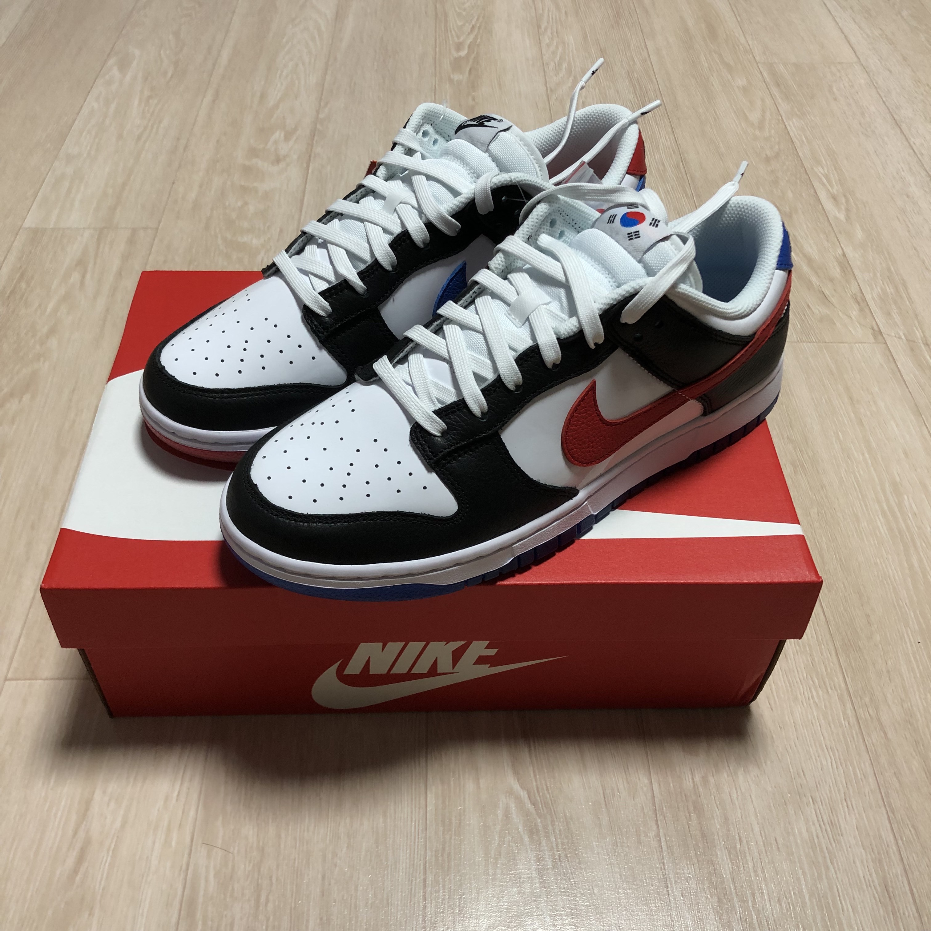 Nike Dunk Low SE Seoul 착용 스타일 - 1