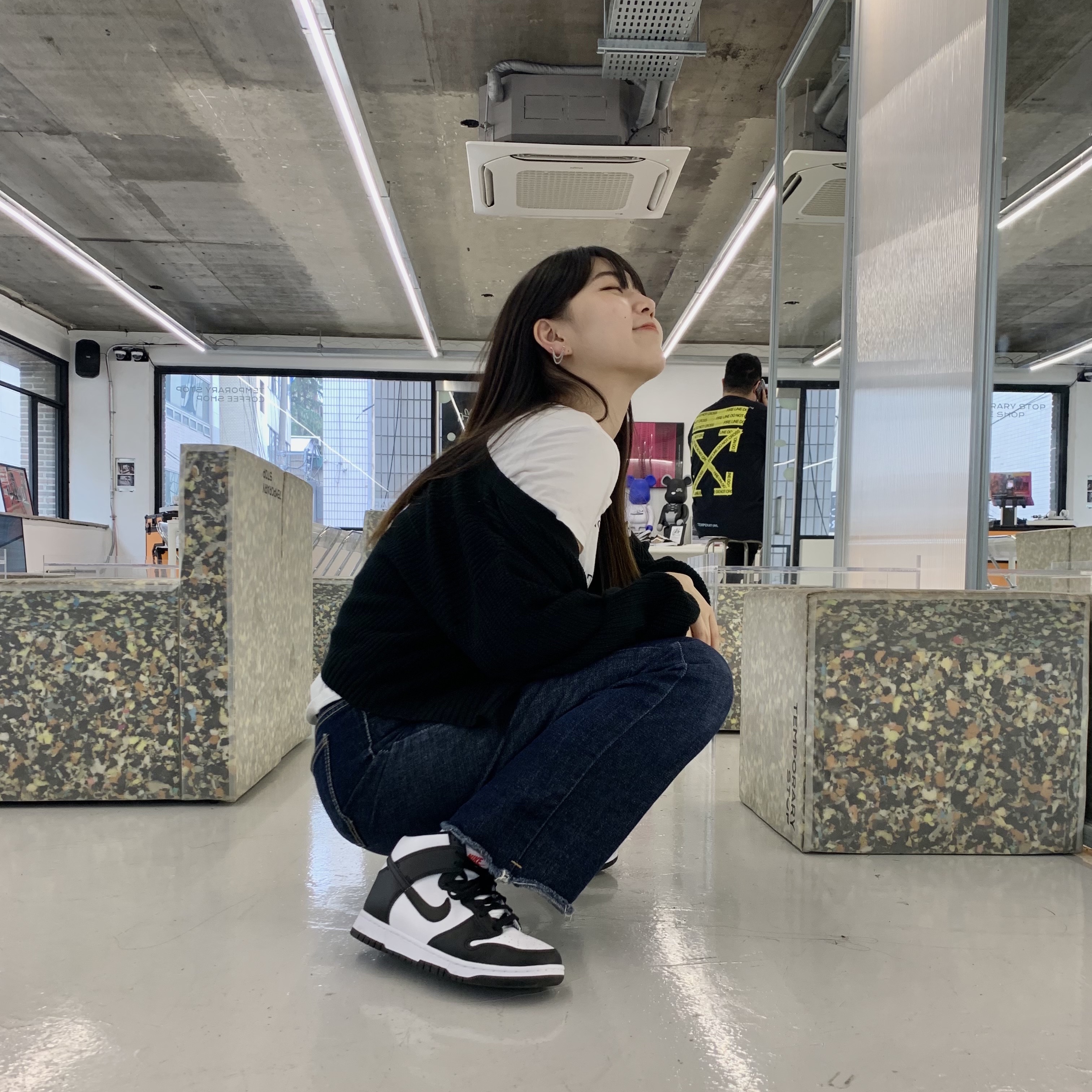 (W) Nike Dunk High Black and White, Nike Dunk High Retro Black and White 착용 스타일 - 2